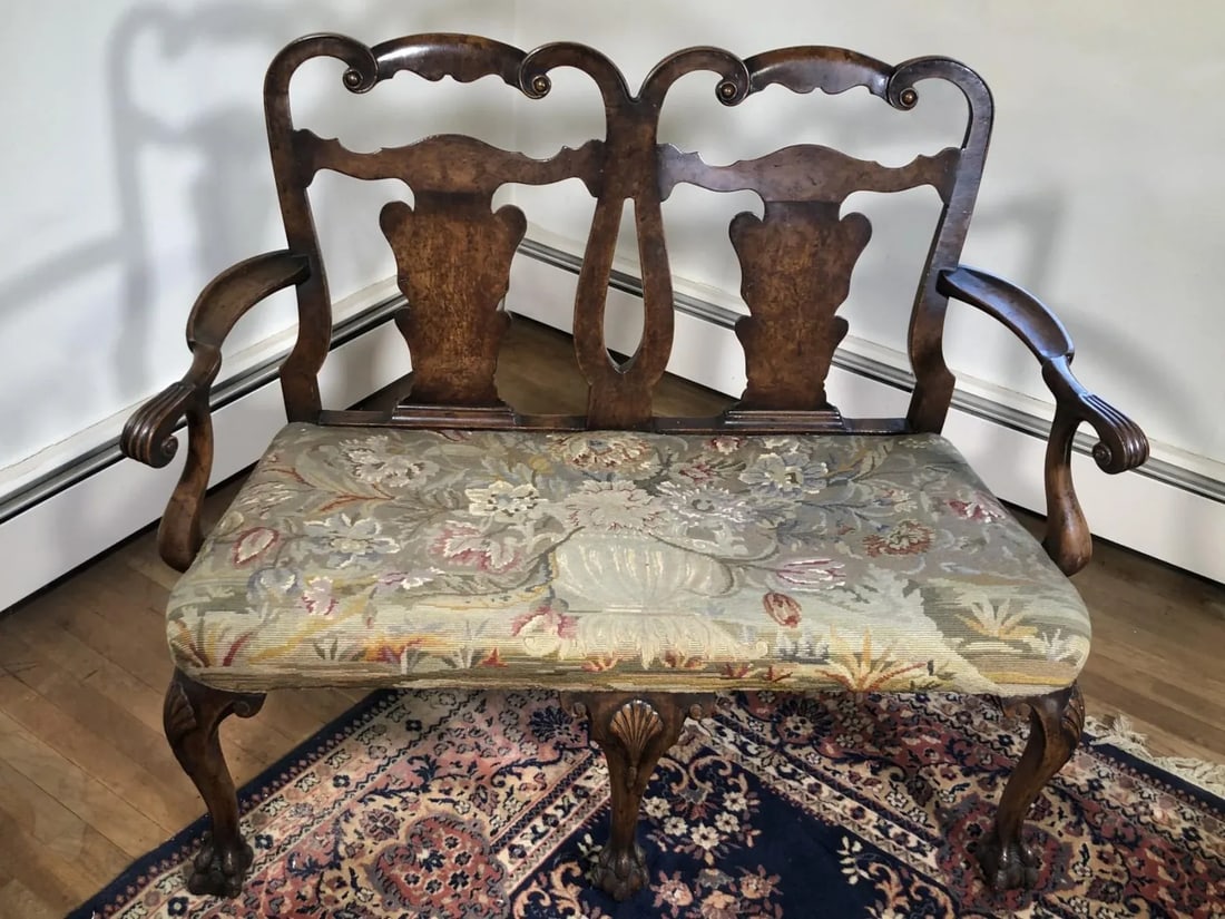 1940s Vintage Antique-Style English Chippendale Double-Chair Settee - 9