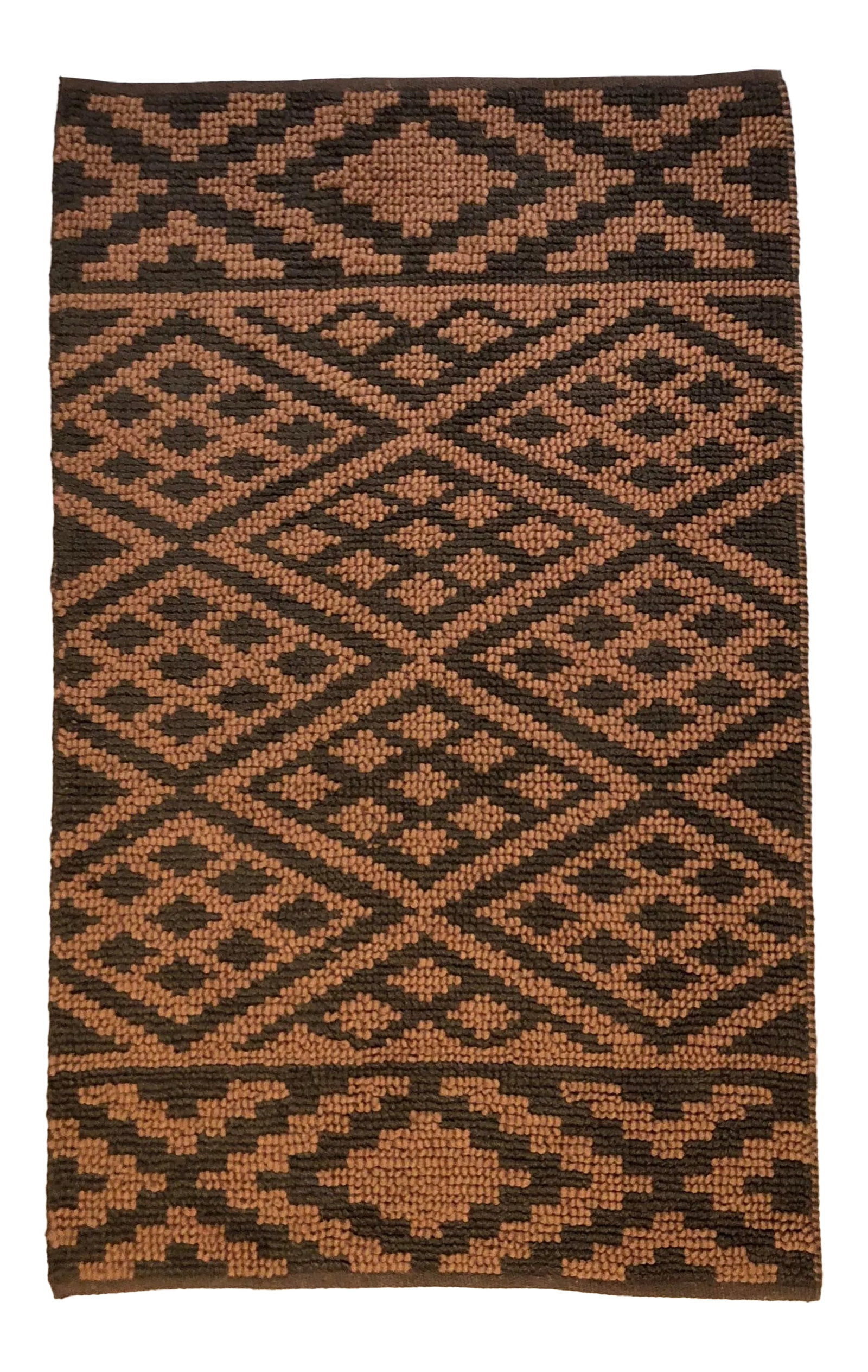 Heavy Knit Brown and Tan Geometric Rug: Great brown and tan heavy knit geometric rectangular rug. Condition: Alterations: Original Condition Unaltered Imperfections: Some Imperfections Condition Notes: Mild wear from use Materials &