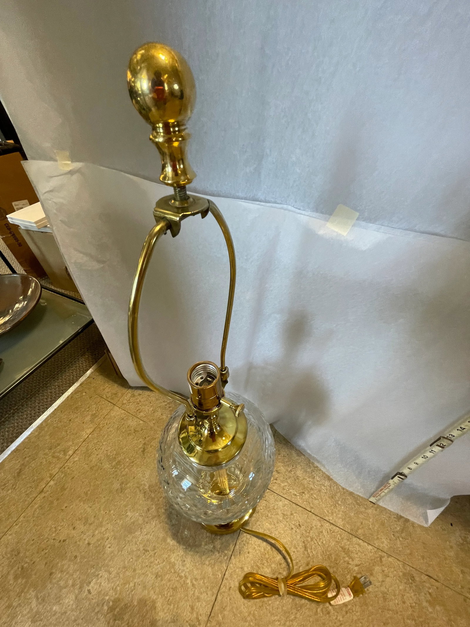 1990s Large Waterford Crystal Lamp With Brass Base - 4