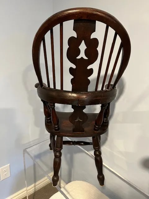 Pair of Antique English Windsor Child's Chairs - 2