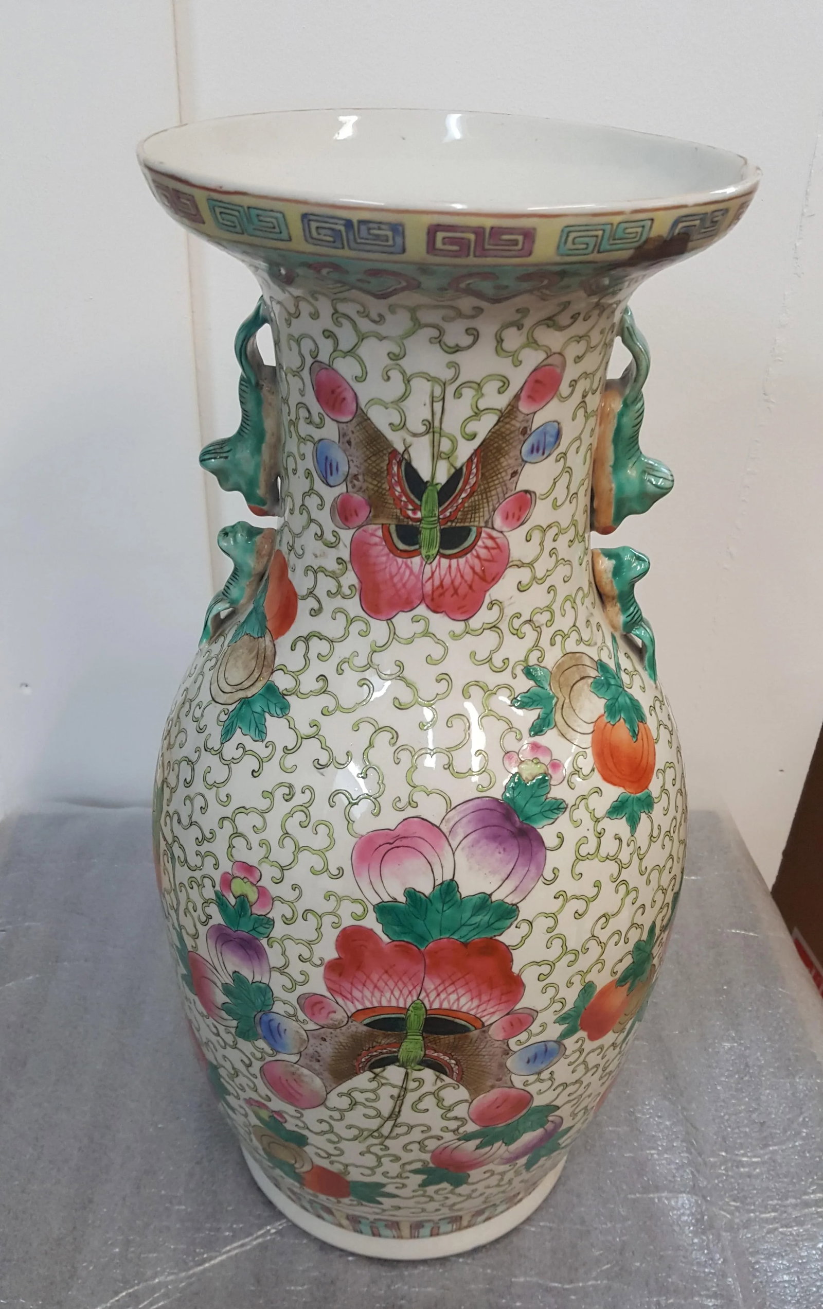 Butterly Motif China Porcelain Vase - 2