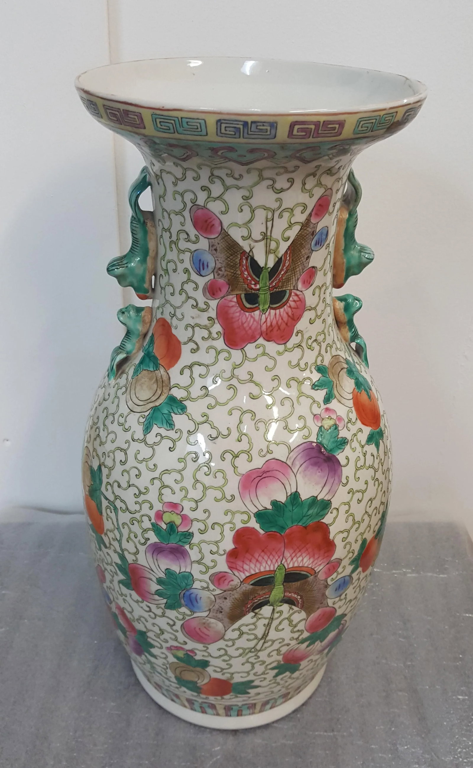 Butterly Motif China Porcelain Vase - 8