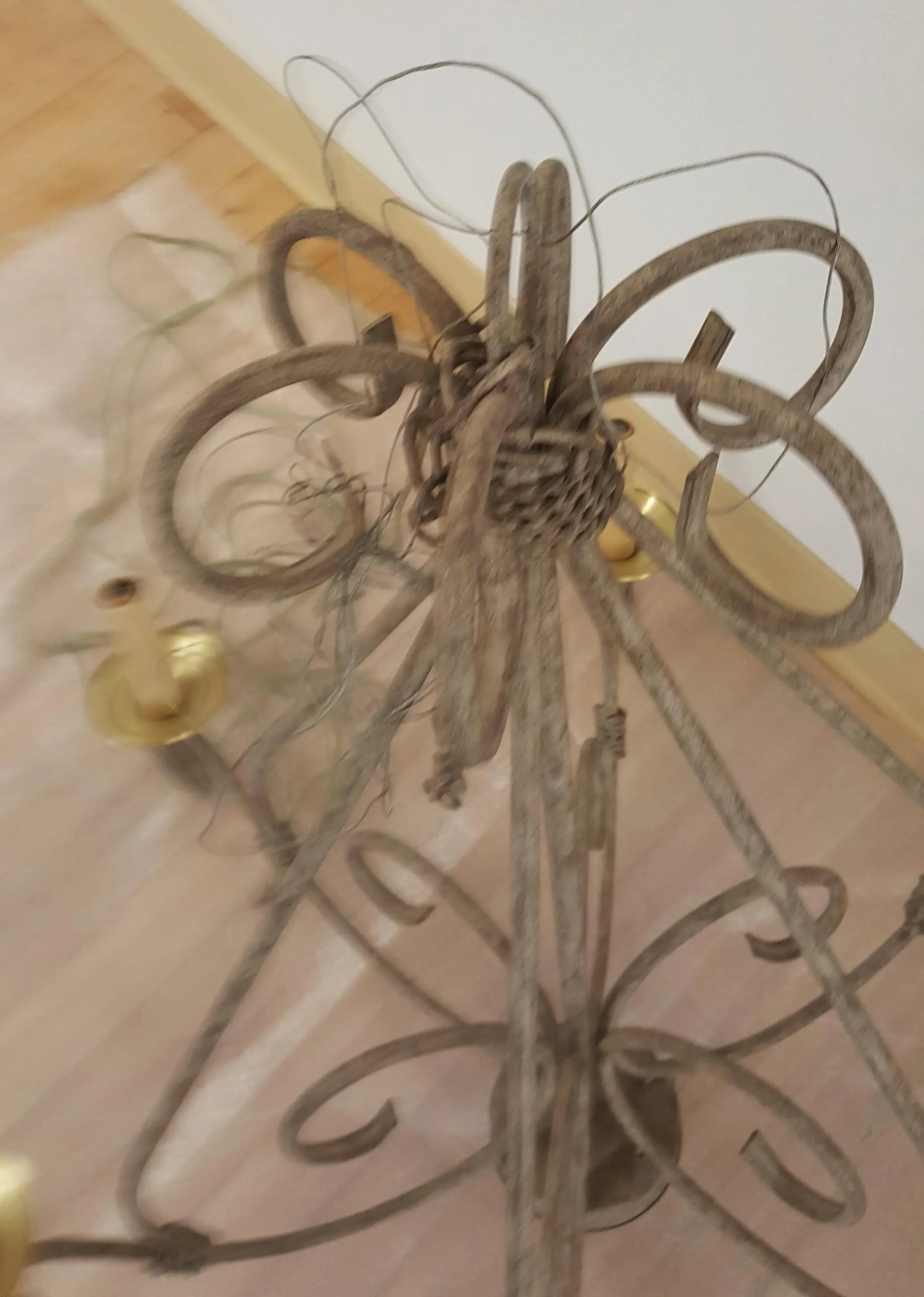 Chandelier With 6 Electric Candle Holders - 7