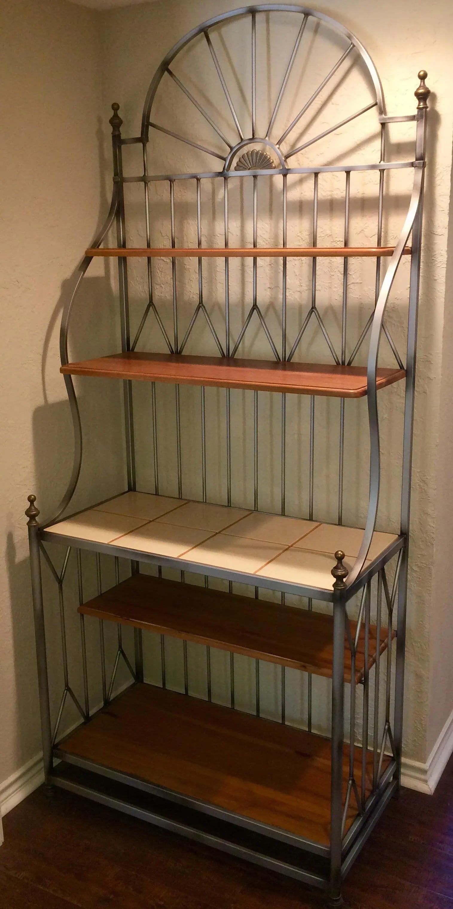 Drexel Solstice Iron Frame Bakers Rack - 2