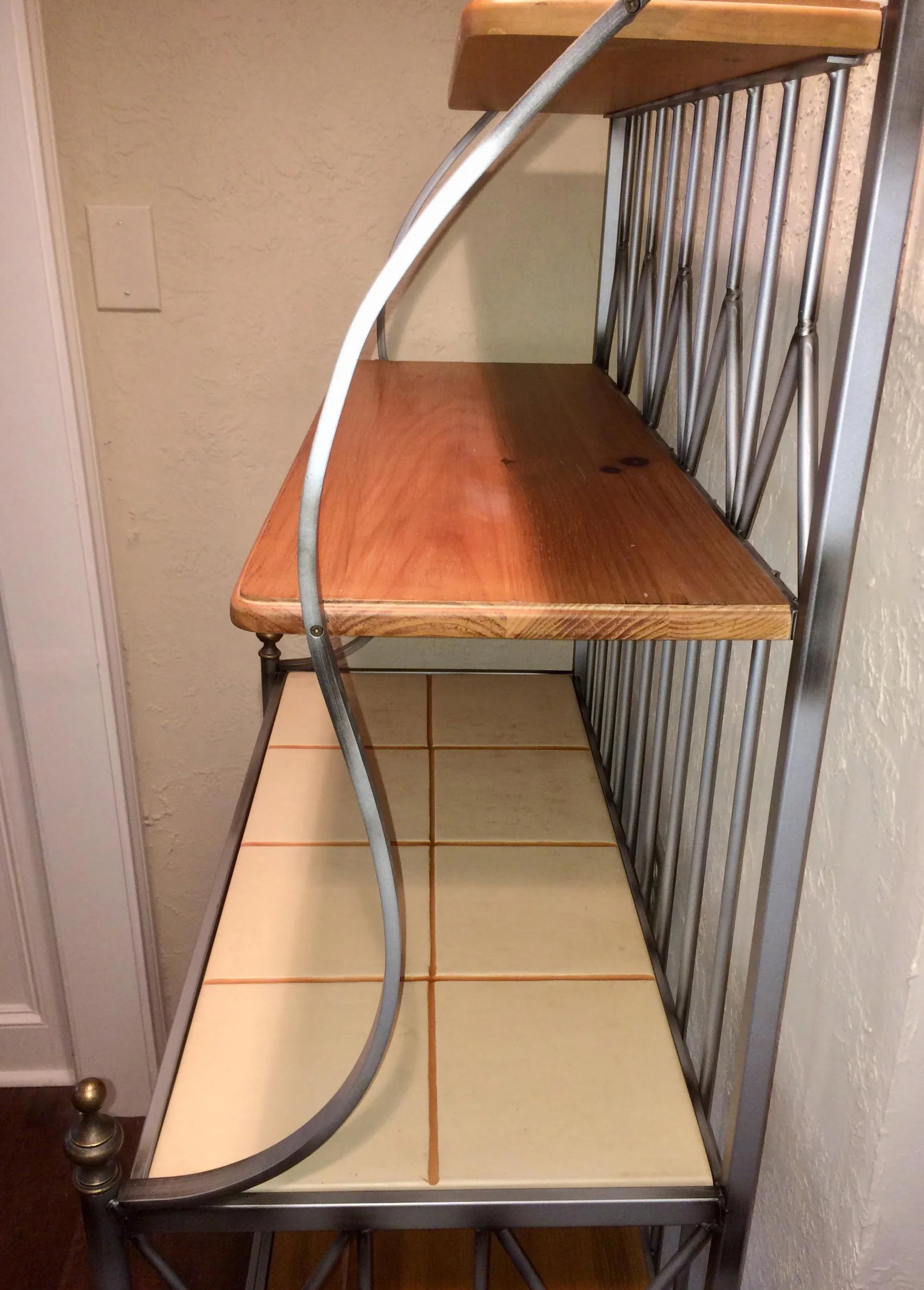 Drexel Solstice Iron Frame Bakers Rack - 4