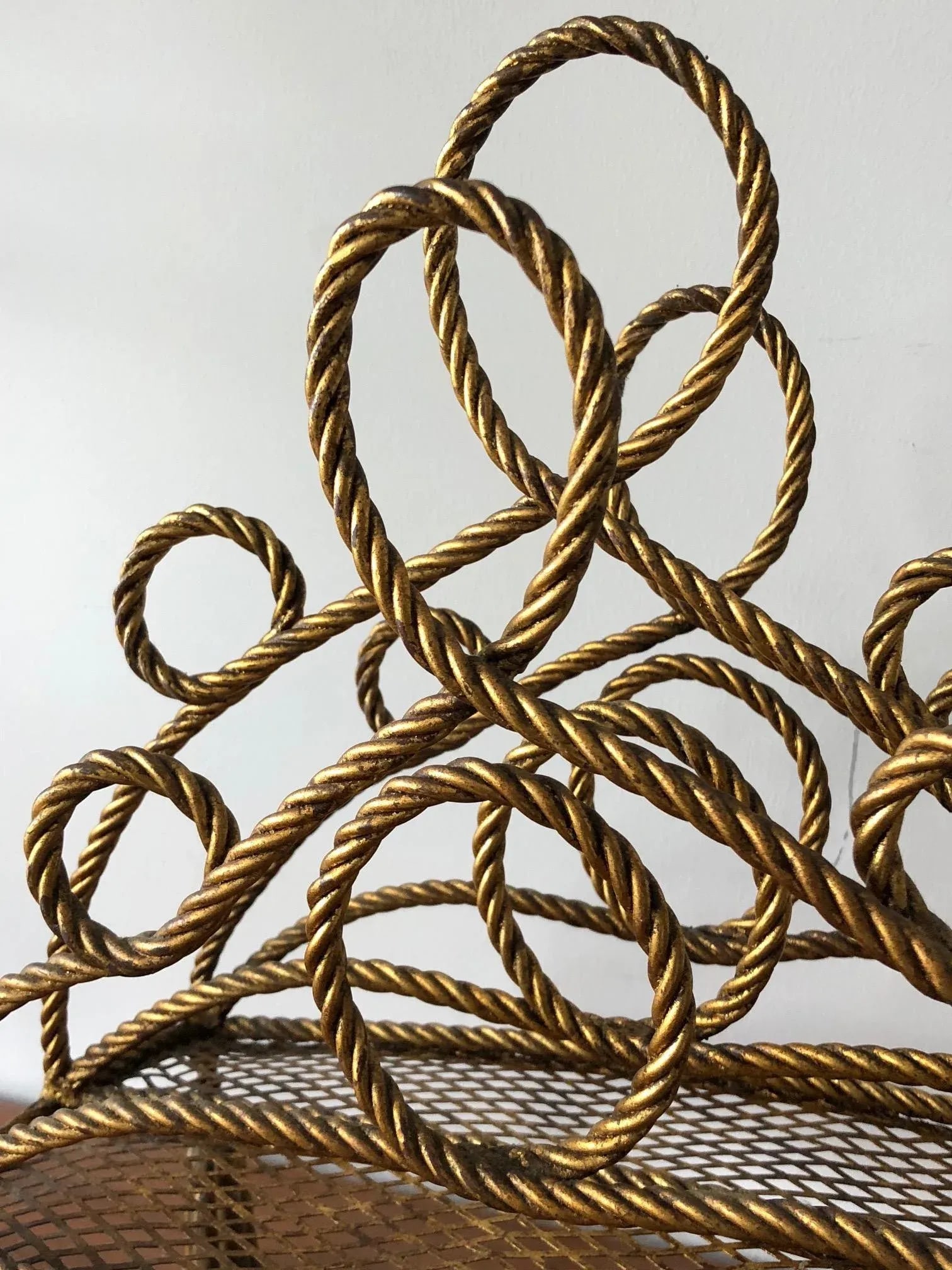 1960s Vintage Italian Gilt Metal Magazine Rack - 2