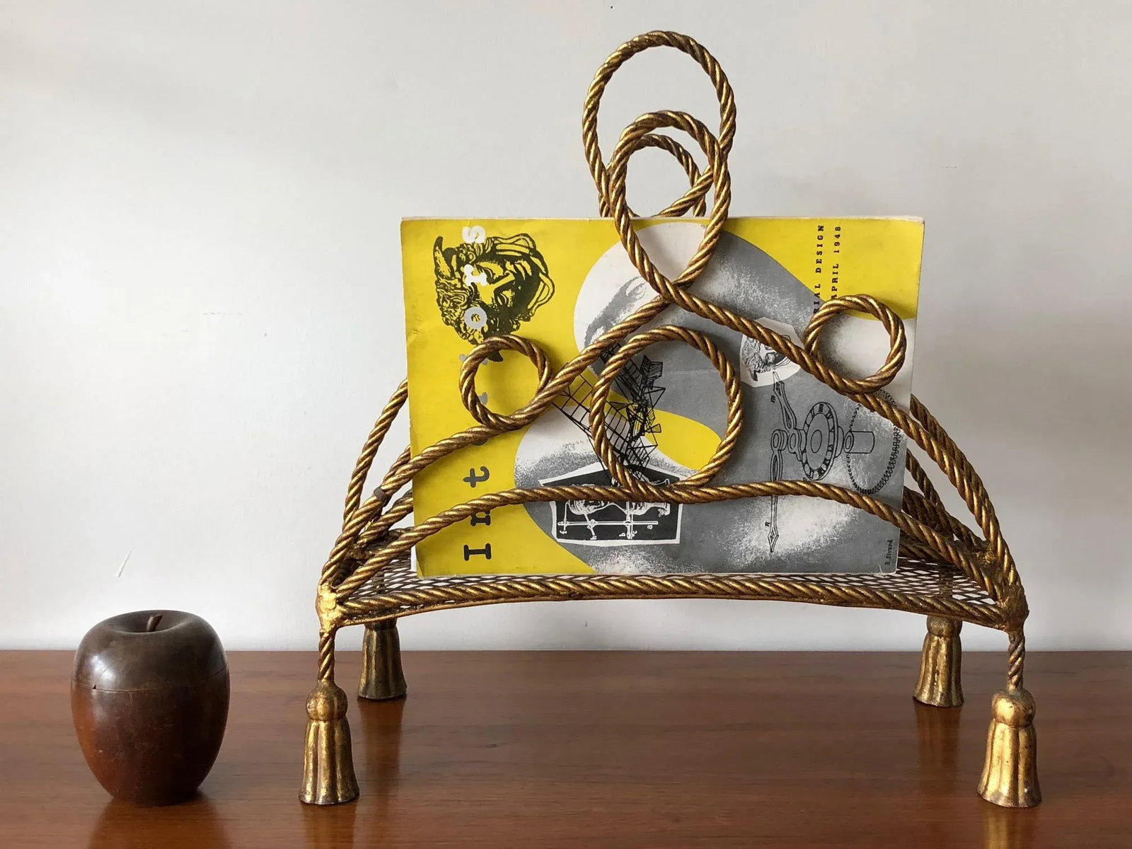 1960s Vintage Italian Gilt Metal Magazine Rack - 4