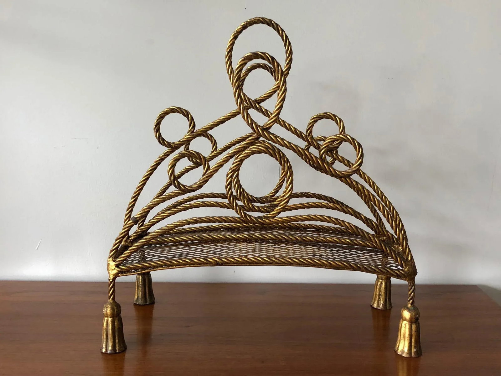 1960s Vintage Italian Gilt Metal Magazine Rack - 9