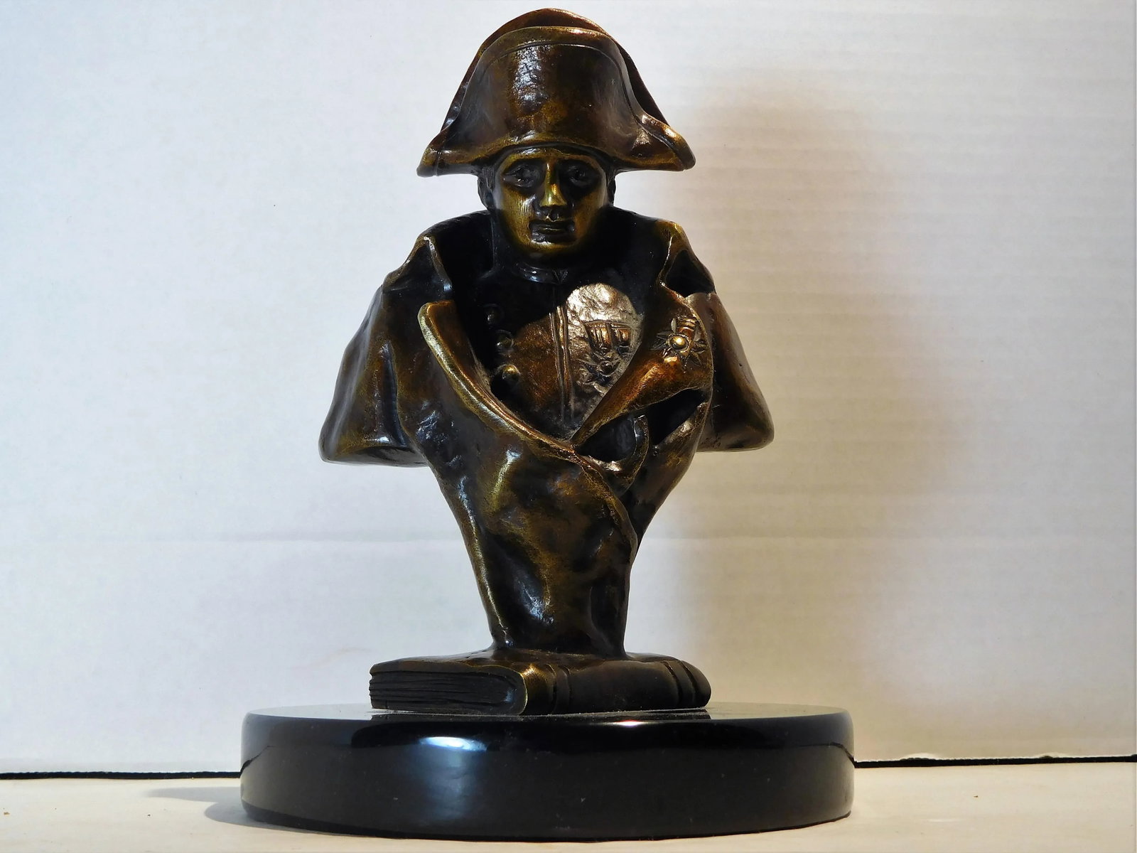 Bronze Table-Top Bust of Napoleon Bonaparte - 13