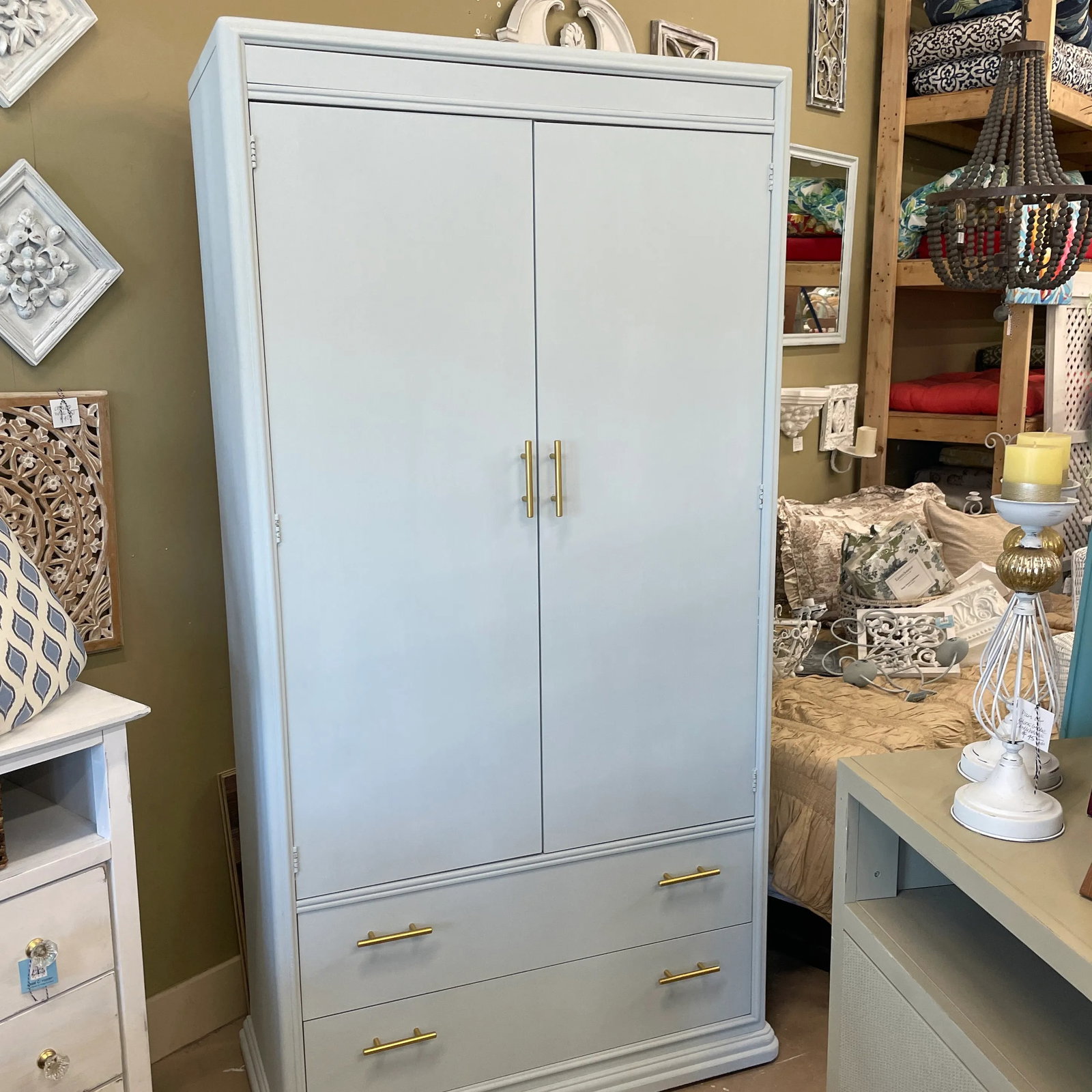 Vintage Thomasville Painted Wardrobe - 11