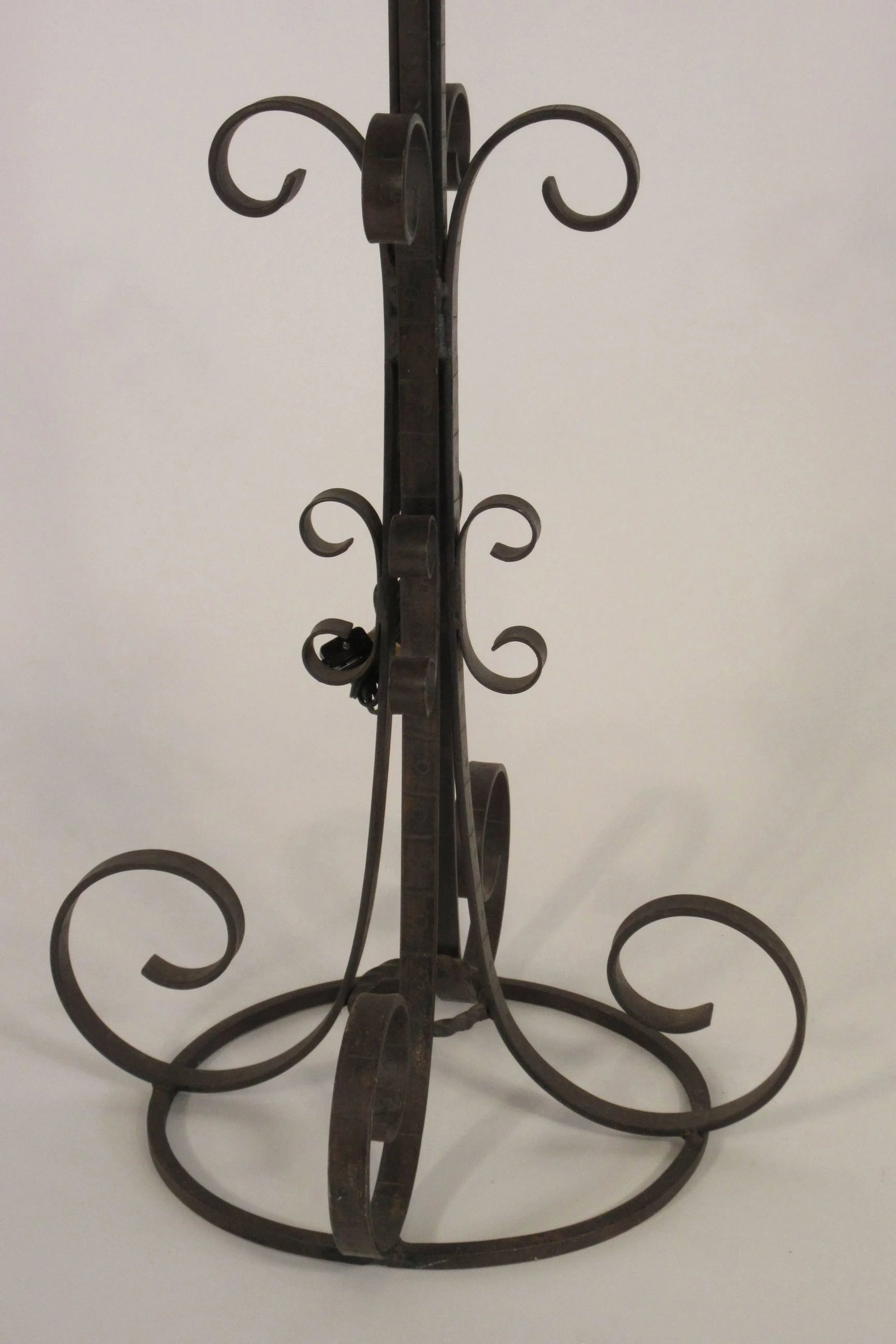 1940s Wrought Iron Floor Lamp - 9