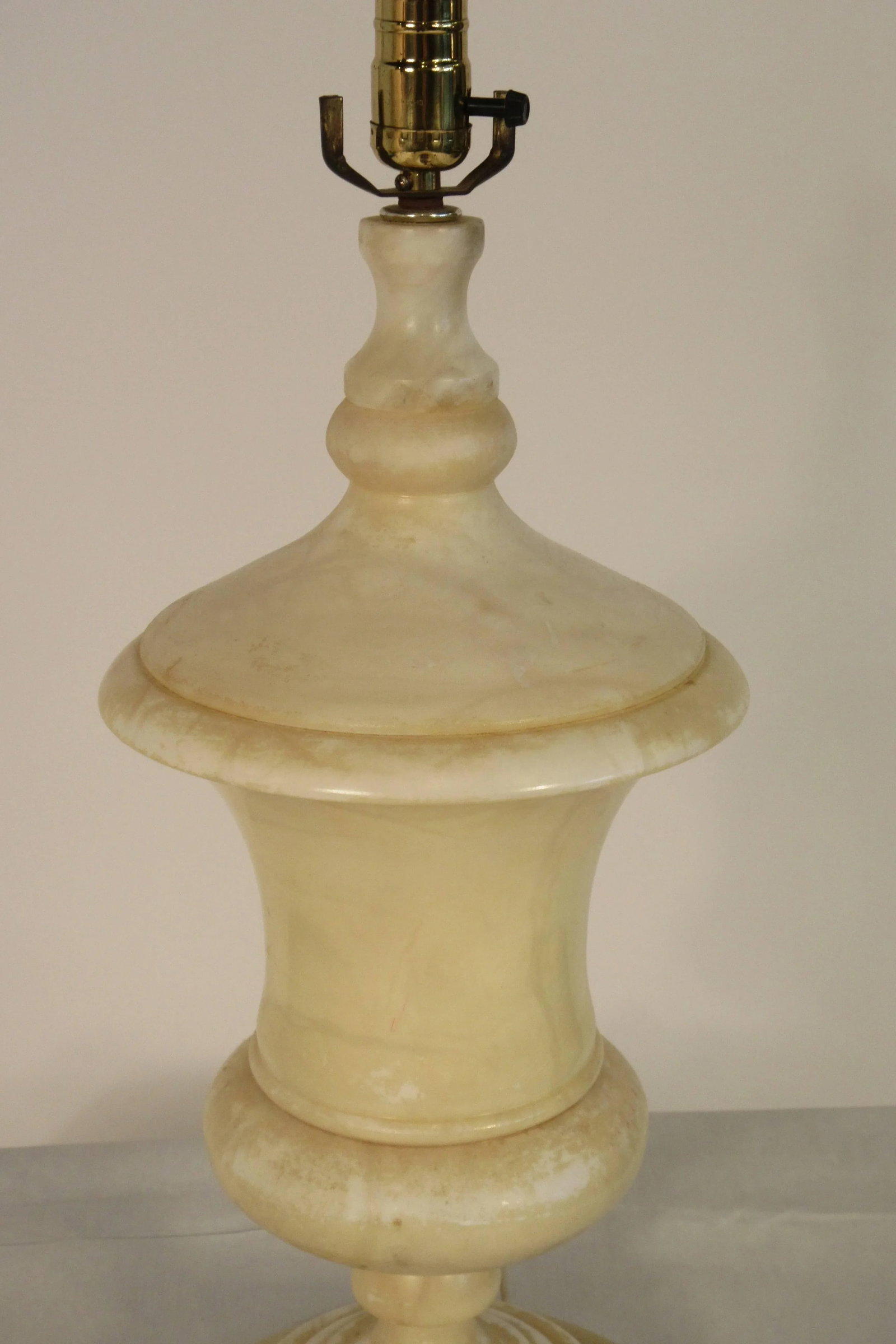 1940s Marble Urn Table Lamp - 5