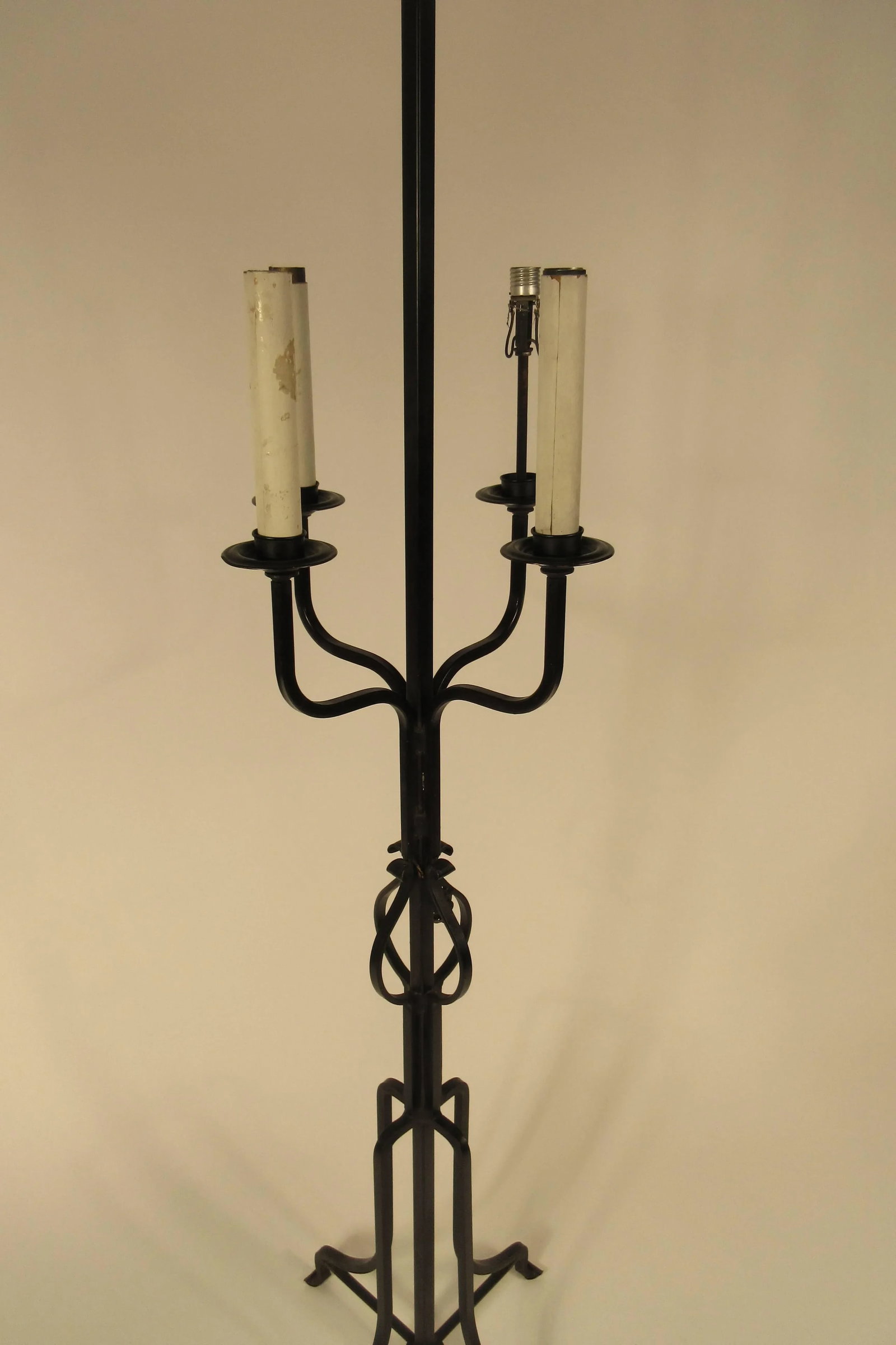 1970s Iron Floor Lamp - 8