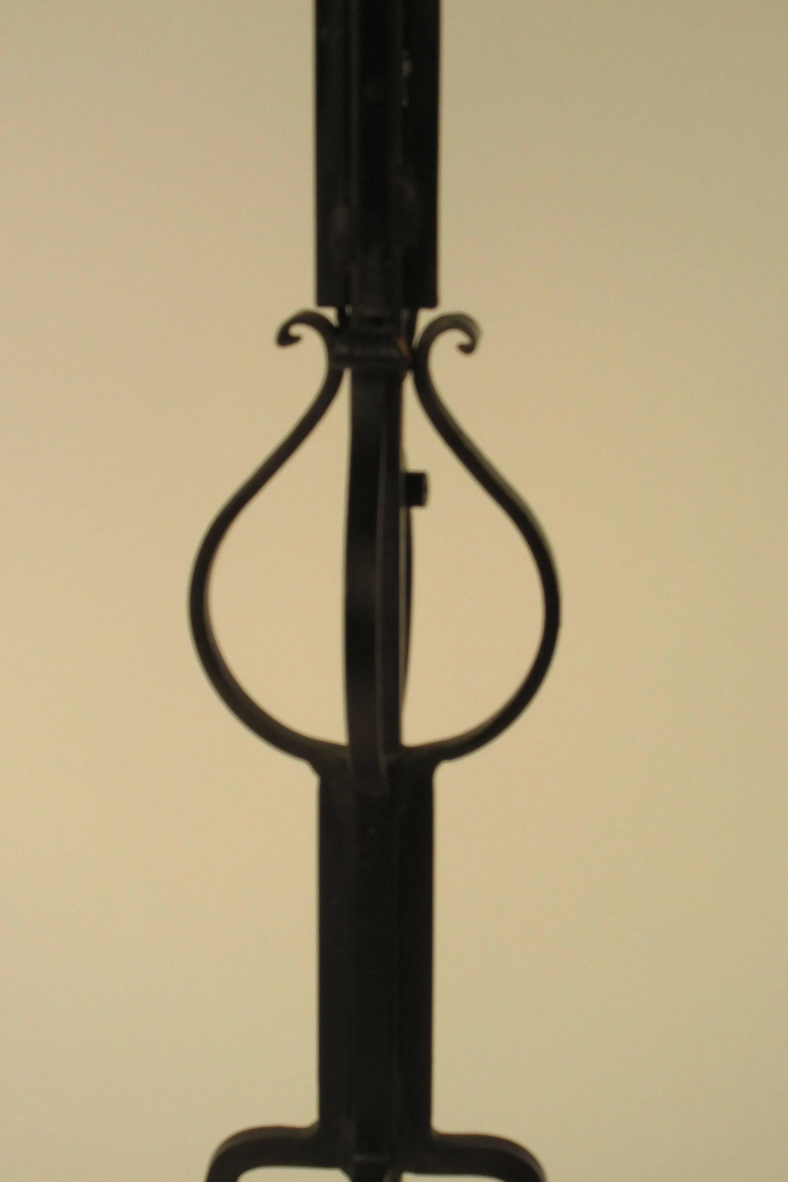 1970s Iron Floor Lamp - 9