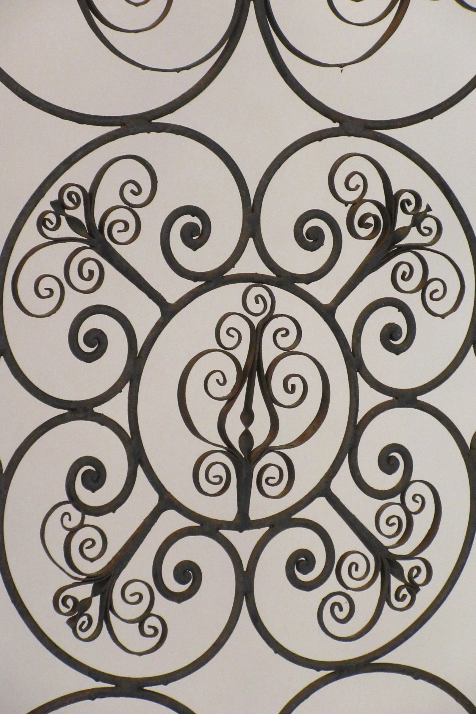 1960s Iron Scrolled Folding Screen - 11