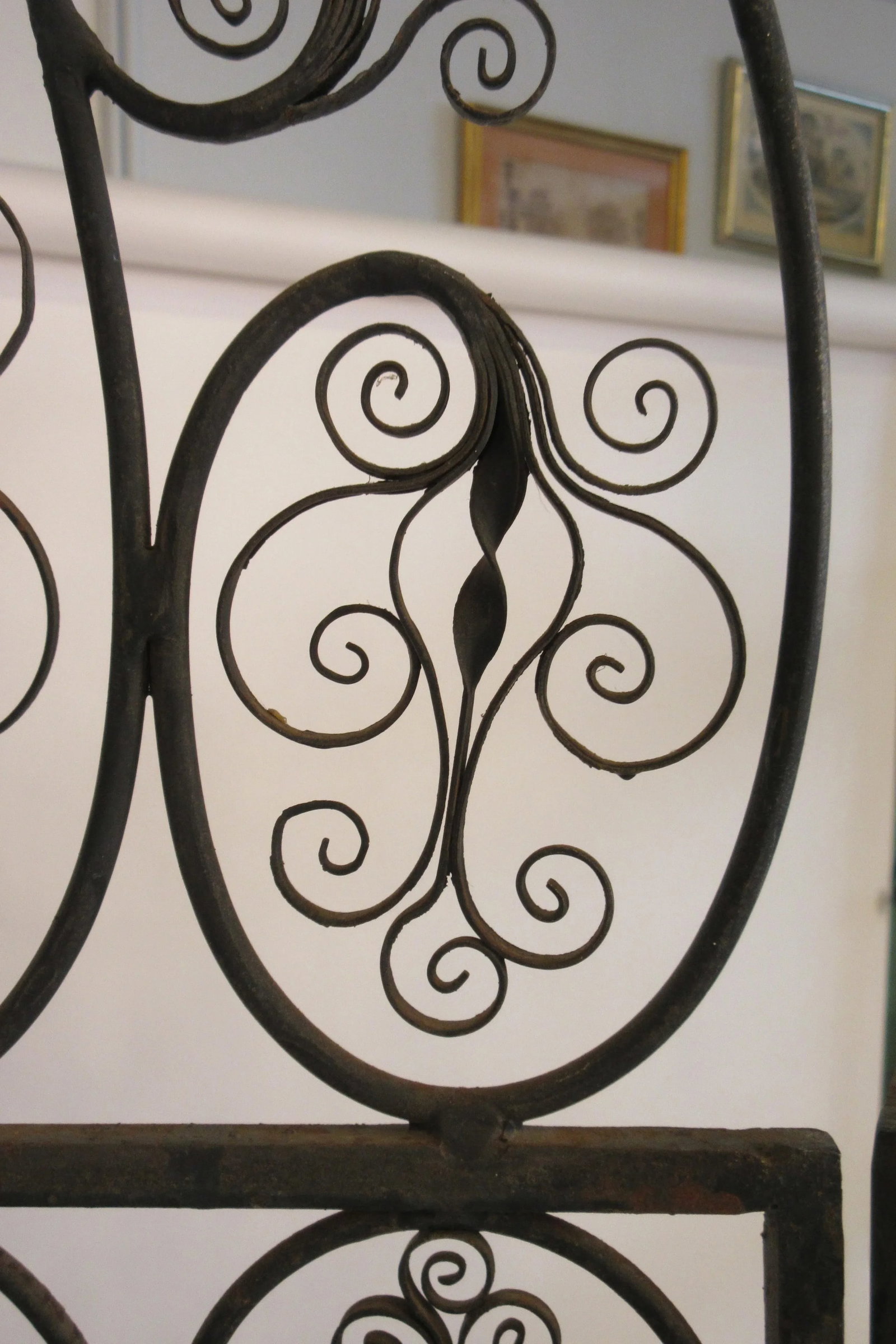 1960s Iron Scrolled Folding Screen - 3