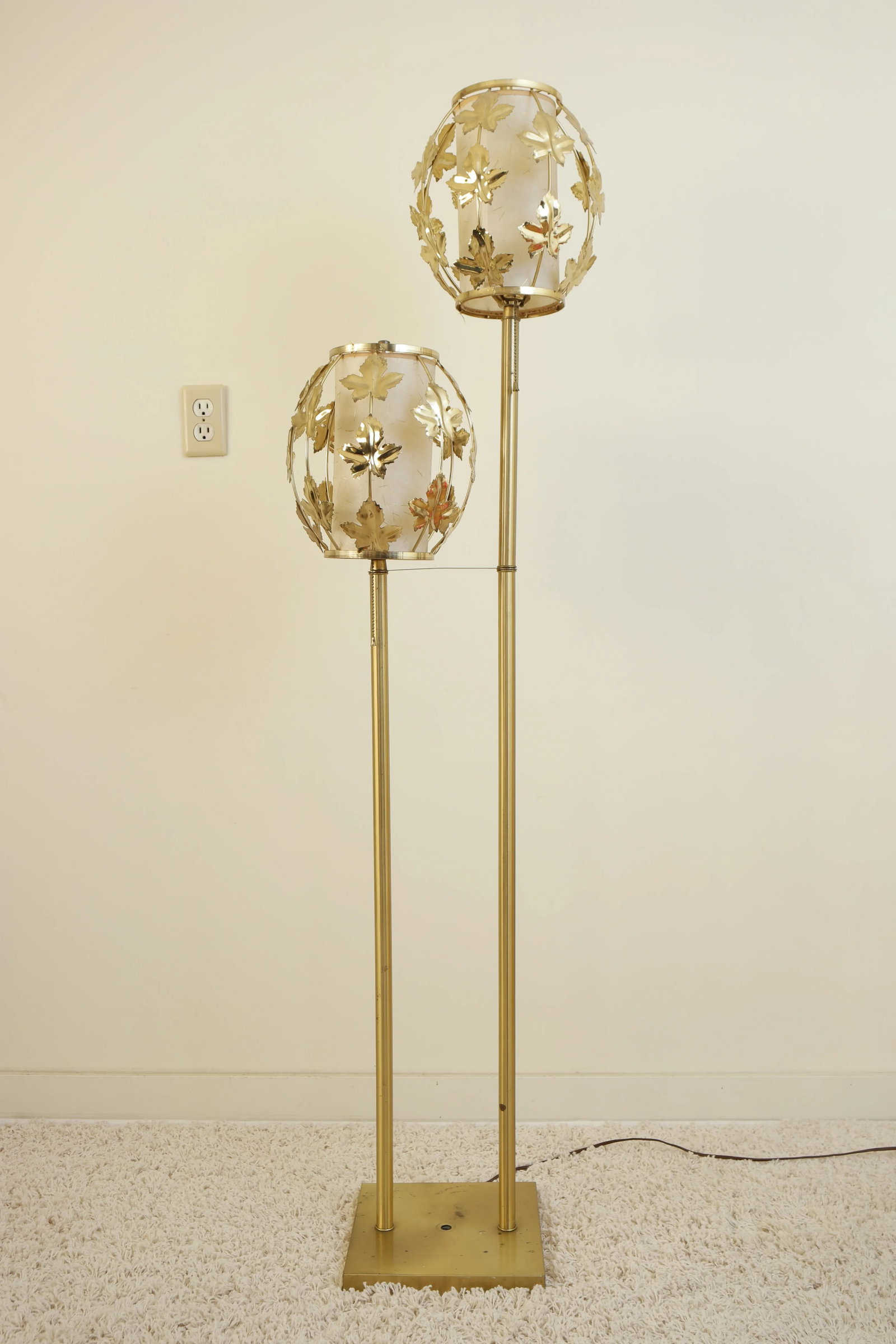 Vintage Mid Century Modern Brass Floor Lamp - 9