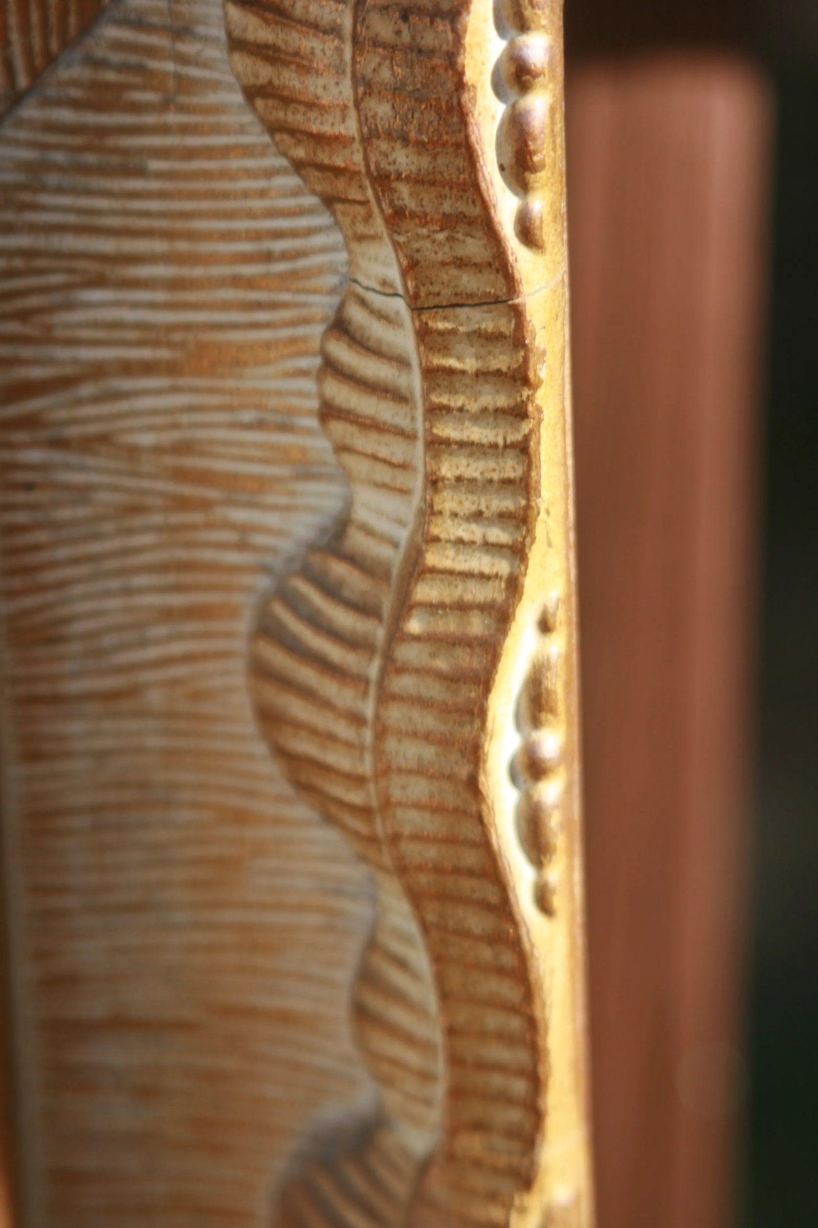 Vintage Wood Mirror With Wavy, Shell Like Design - 4