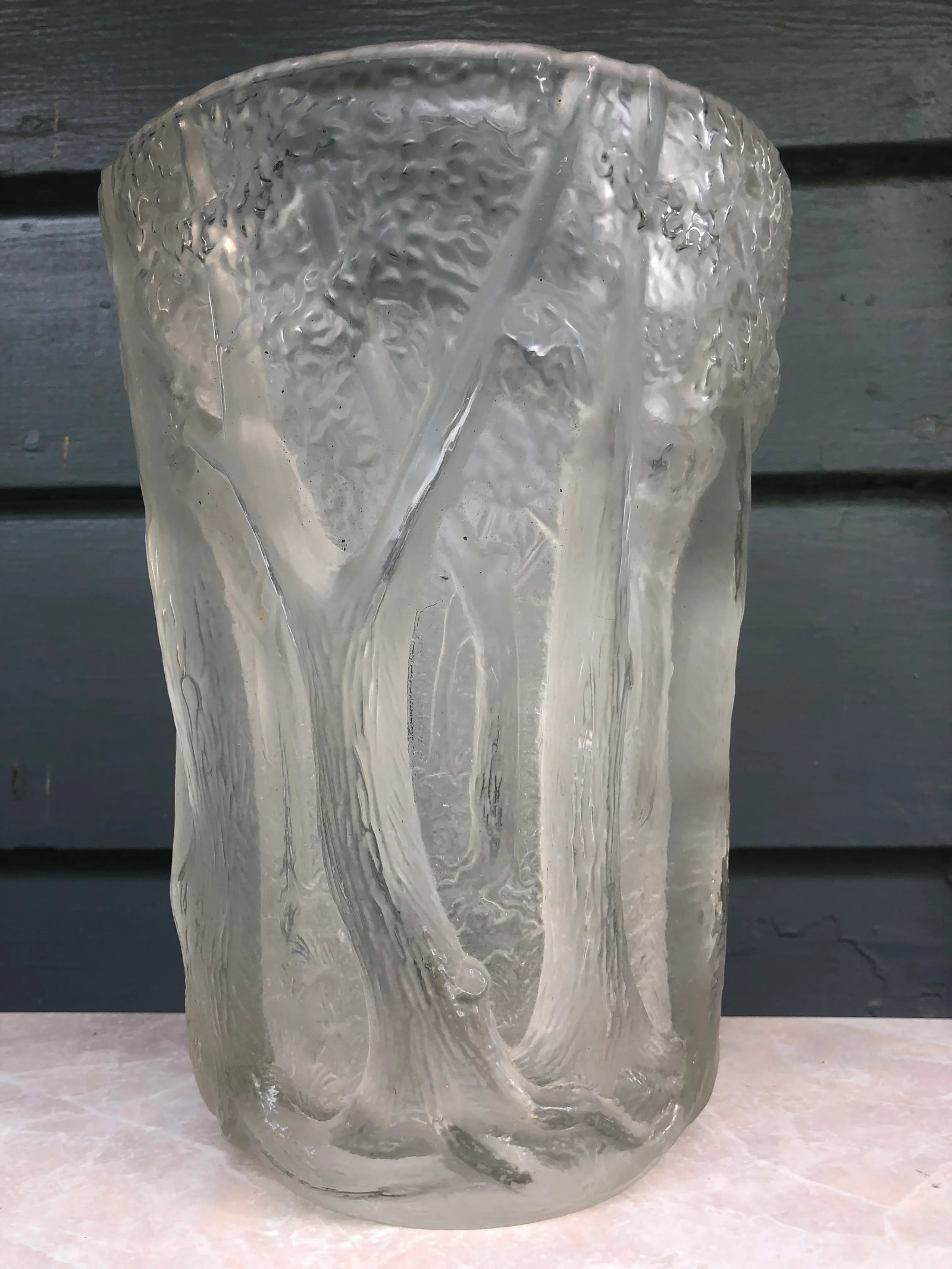 1950s Art Deco Style Moulded and Frosted Glass Vase With Forest Scene - 2
