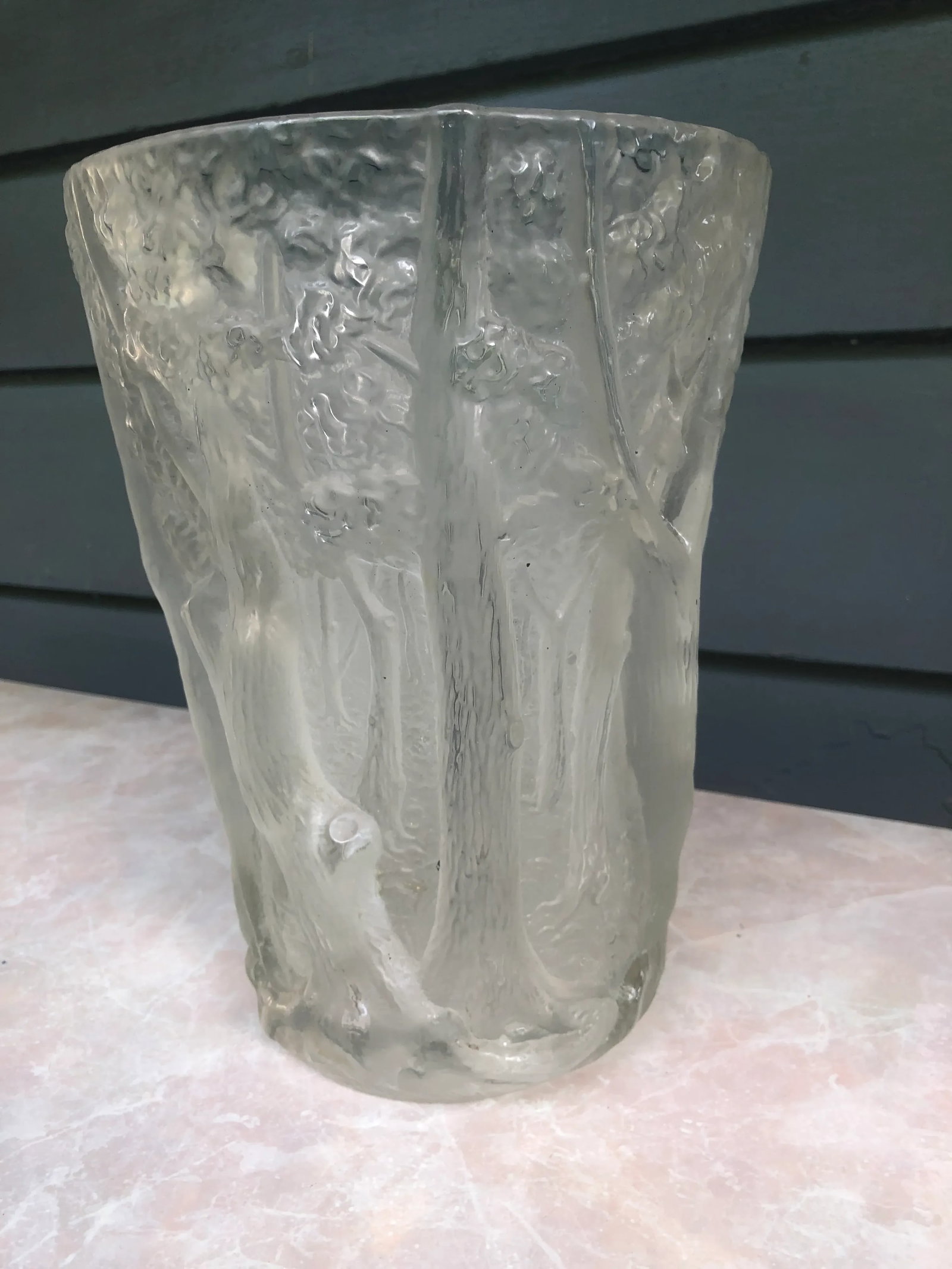 1950s Art Deco Style Moulded and Frosted Glass Vase With Forest Scene - 3
