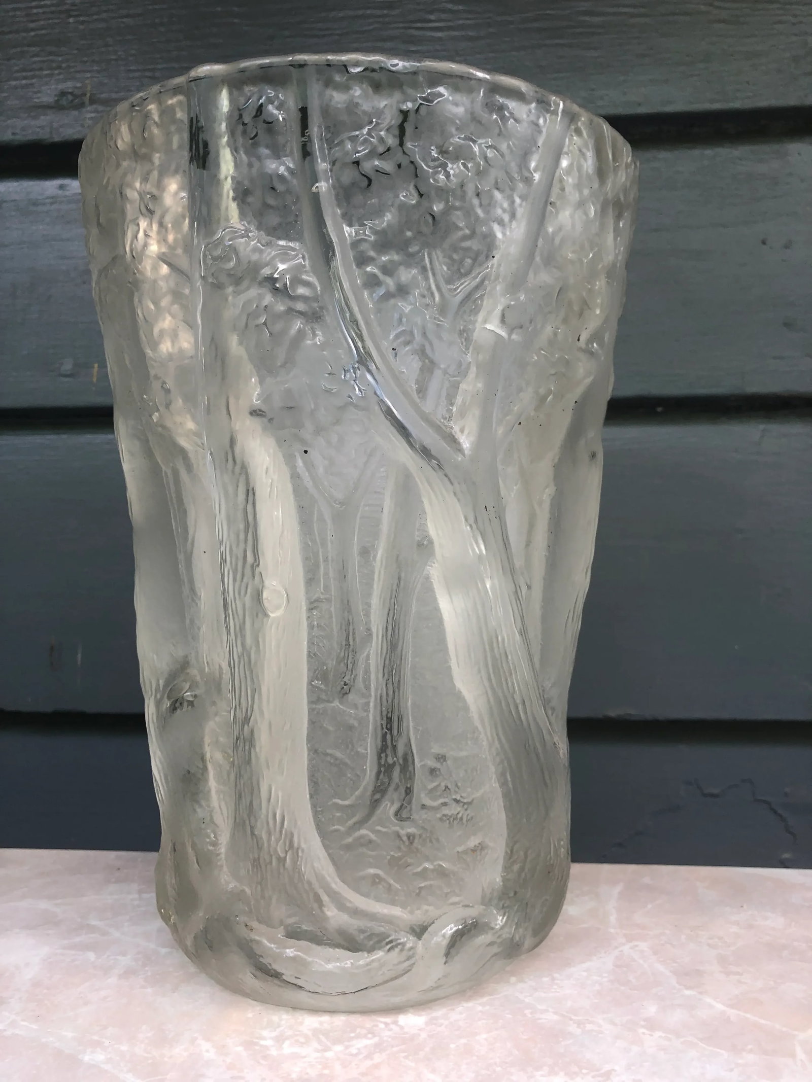 1950s Art Deco Style Moulded and Frosted Glass Vase With Forest Scene - 7
