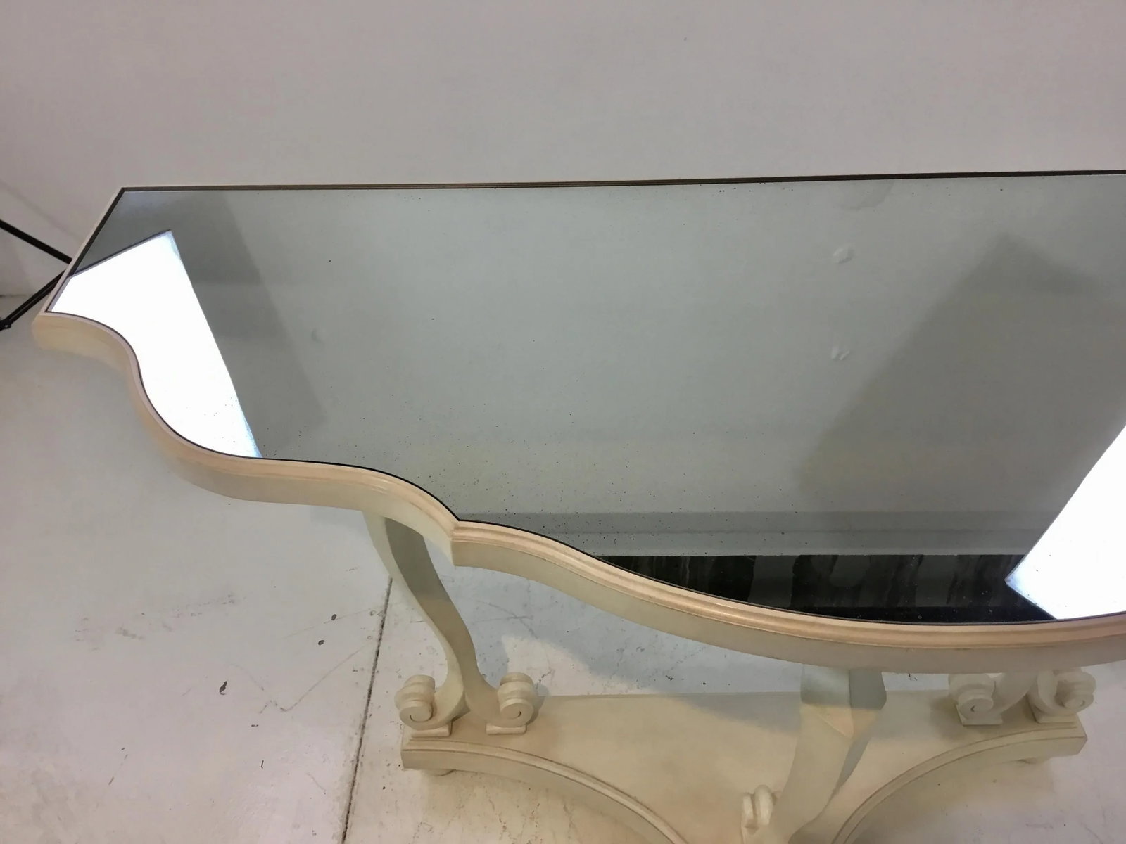 Celerie Kemble for Henredon Transitional Ivory Demi-Lune Console Table - 3