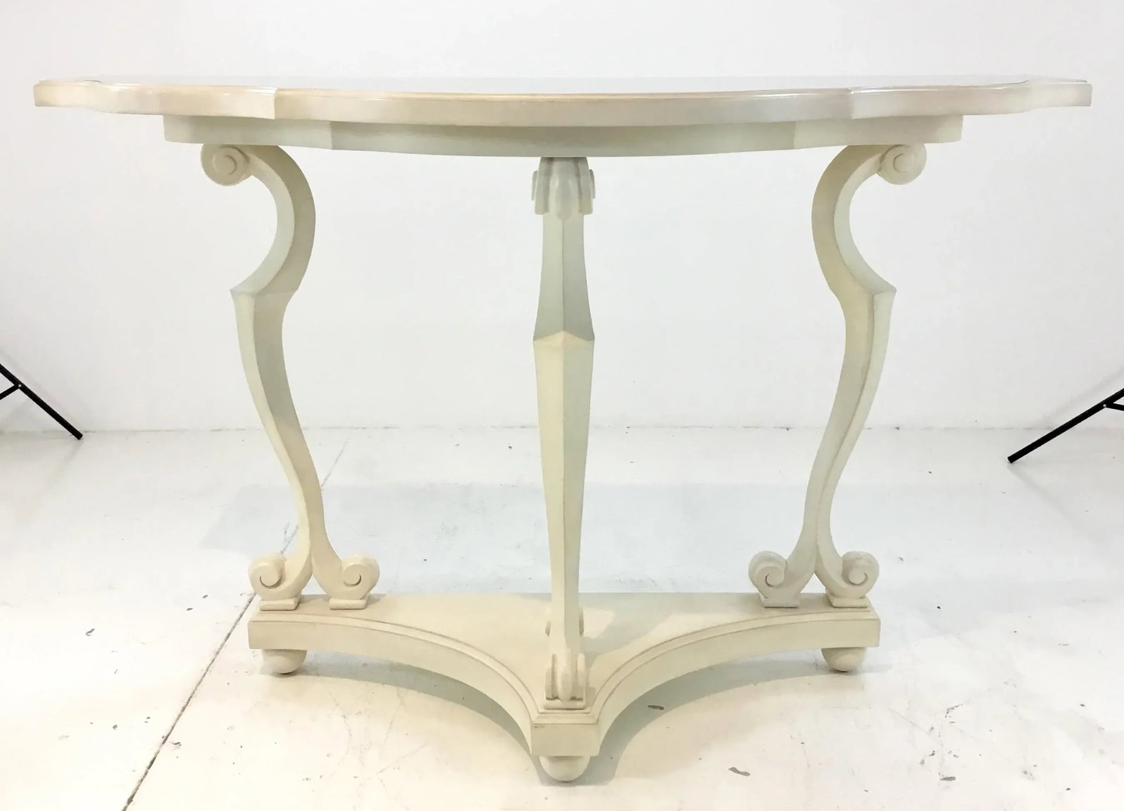 Celerie Kemble for Henredon Transitional Ivory Demi-Lune Console Table - 6