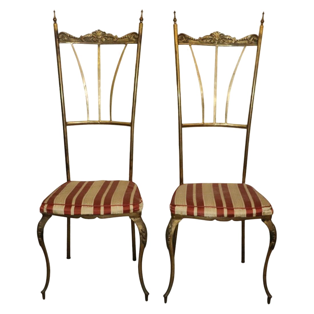 1950s Vintage Chiavari Style Chairs- a Pair: A wonderful pair of Italian Chiavari Style Chairs. These chairs are sure to brighten up any style of decor. Lovely!!!!!! Condition: Alterations: Original Design Modified Imperfections: Some