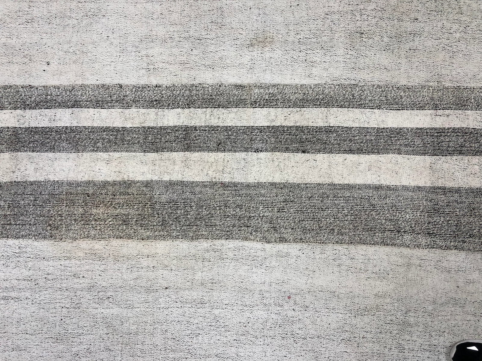 1960s Vintage Stripe Design Turkish Anatolian Primitive Area Kilim Rug- 5'4'' * 8'2'' - 10