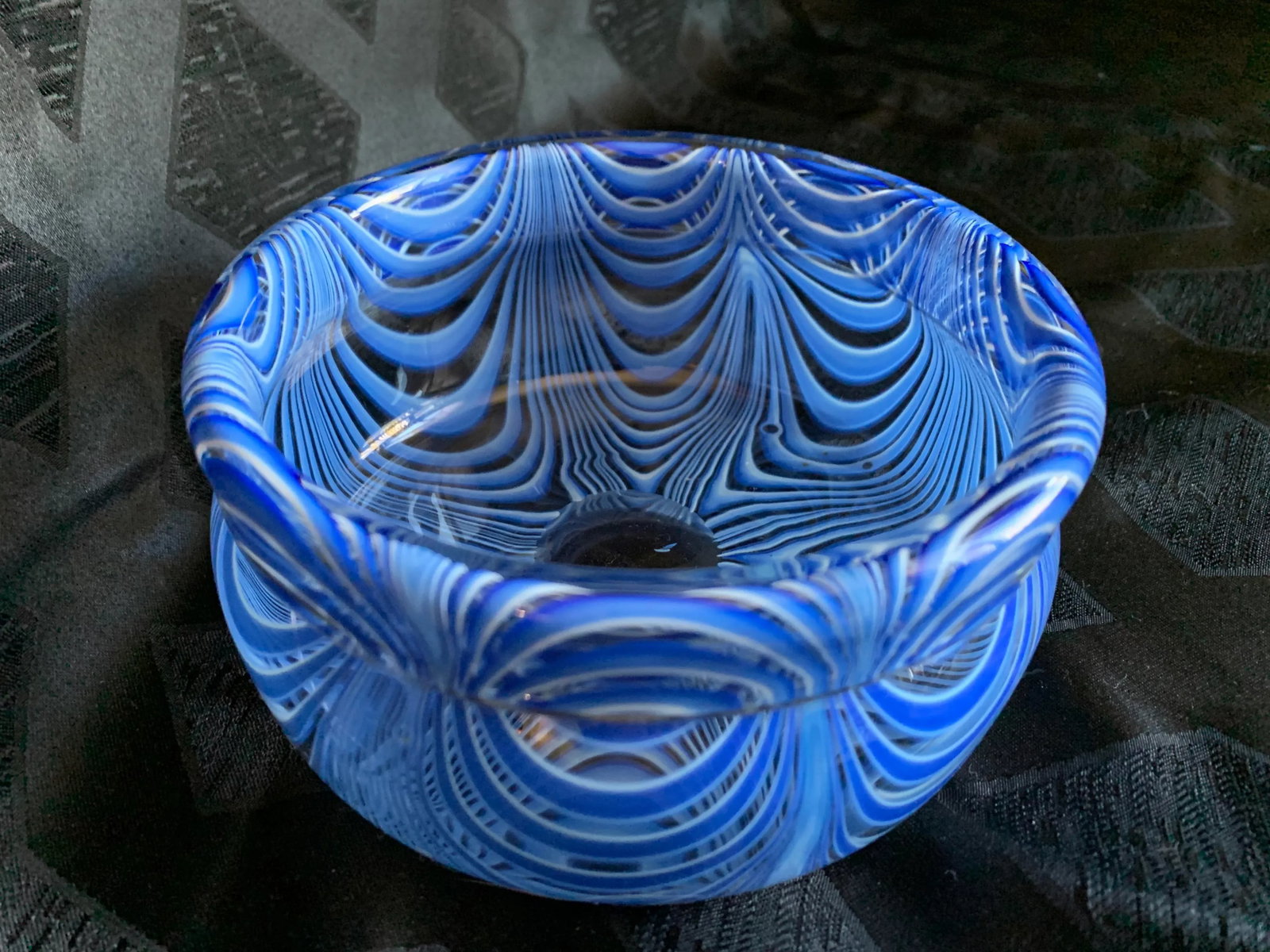 1960s Vintage Antonio Da Ros for Cenedese Murano "Zebrati" Blue Cased Glass Trinket Dish Bowl - 4