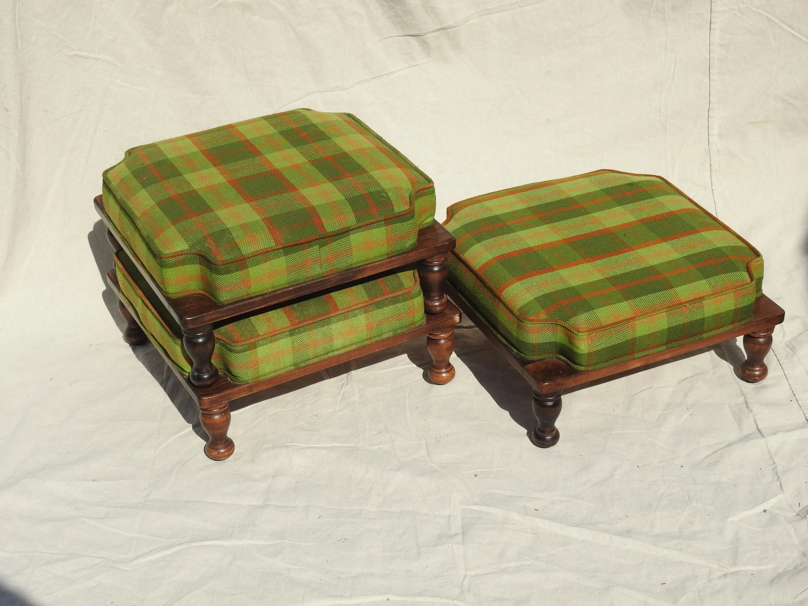 Late 19th Century Ethan Allen Stackable Foot Stools- Set of 3 - 4