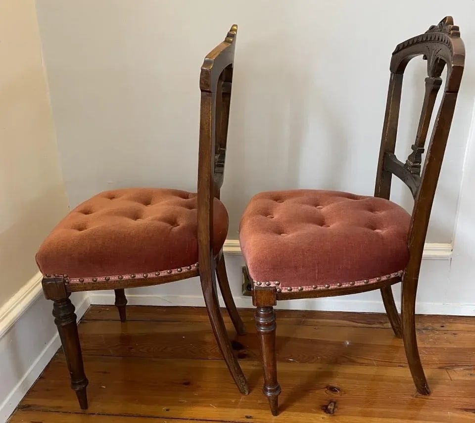 Pair of English Late Victorian Period Small Decorative Chairs - 10