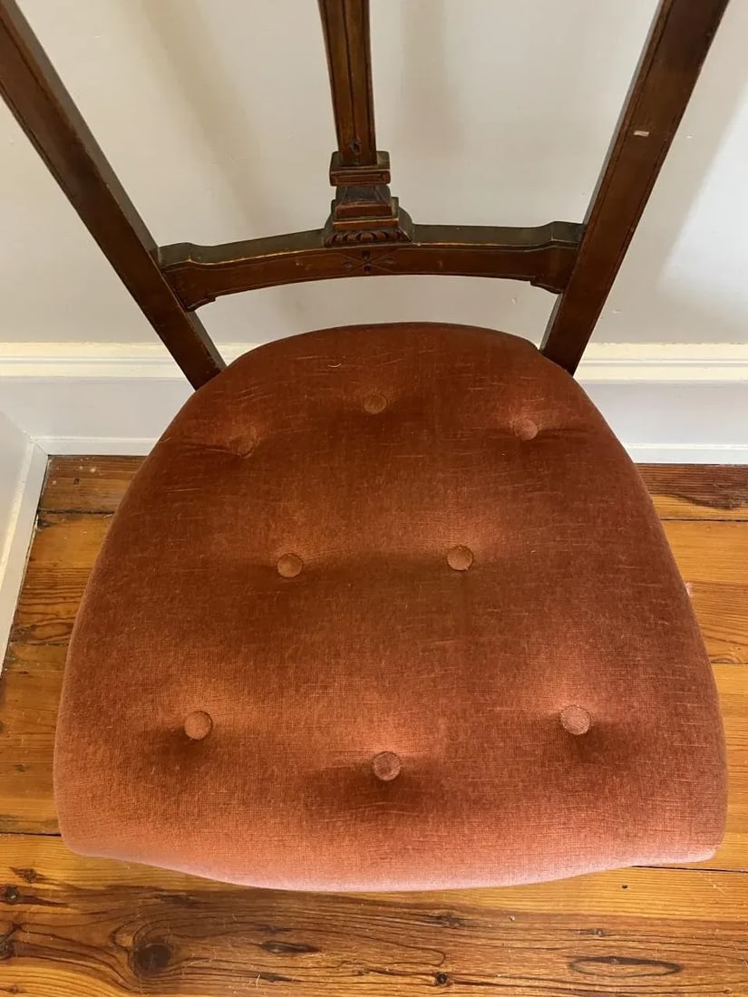 Pair of English Late Victorian Period Small Decorative Chairs - 7