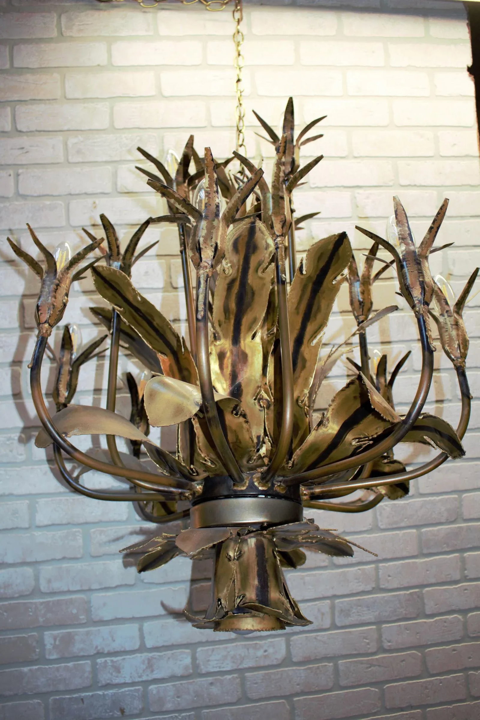 Mid Century Modern Tom Greene Brutalist Torched BrasS Chandelier - 2
