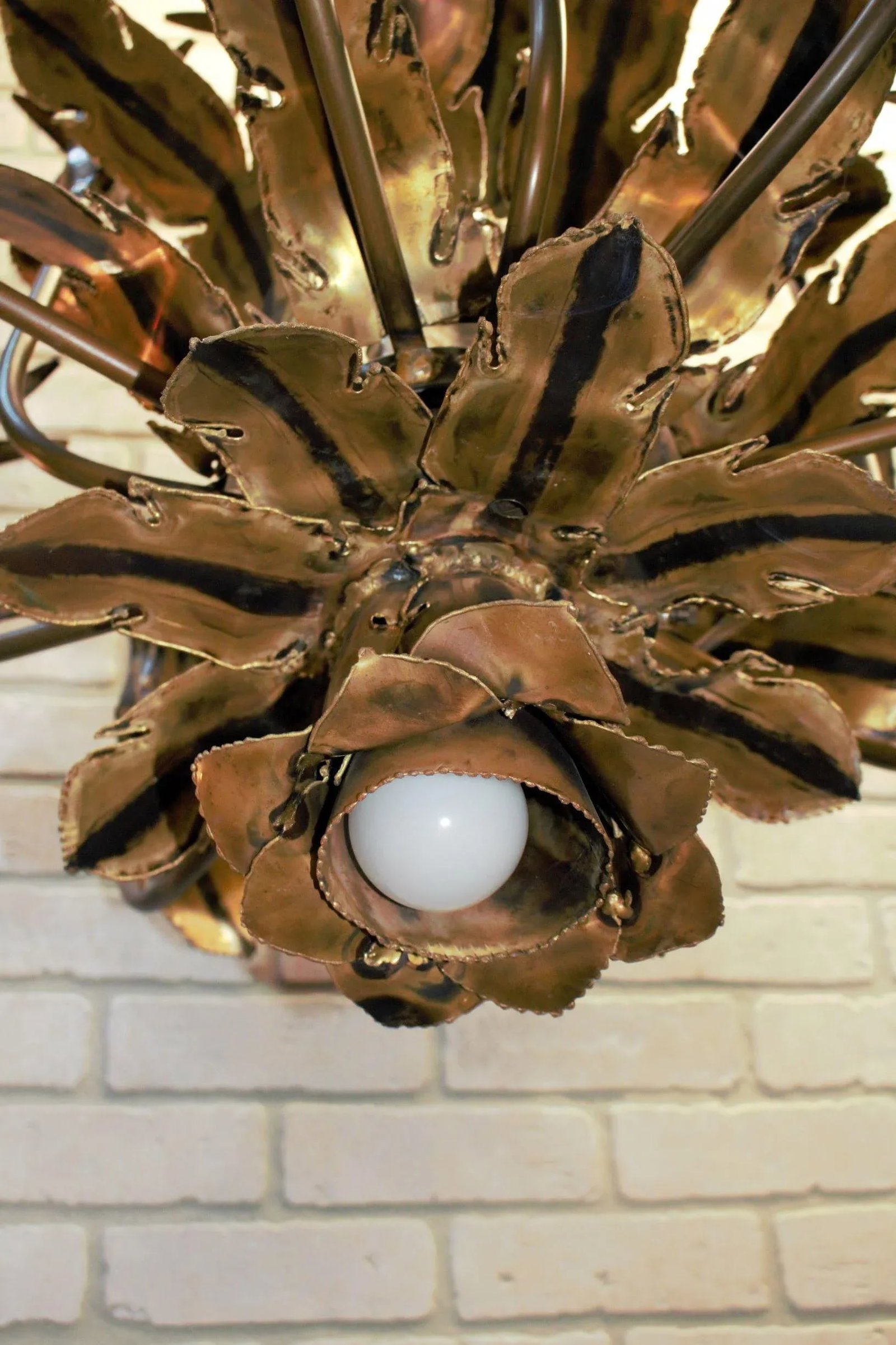 Mid Century Modern Tom Greene Brutalist Torched BrasS Chandelier - 6