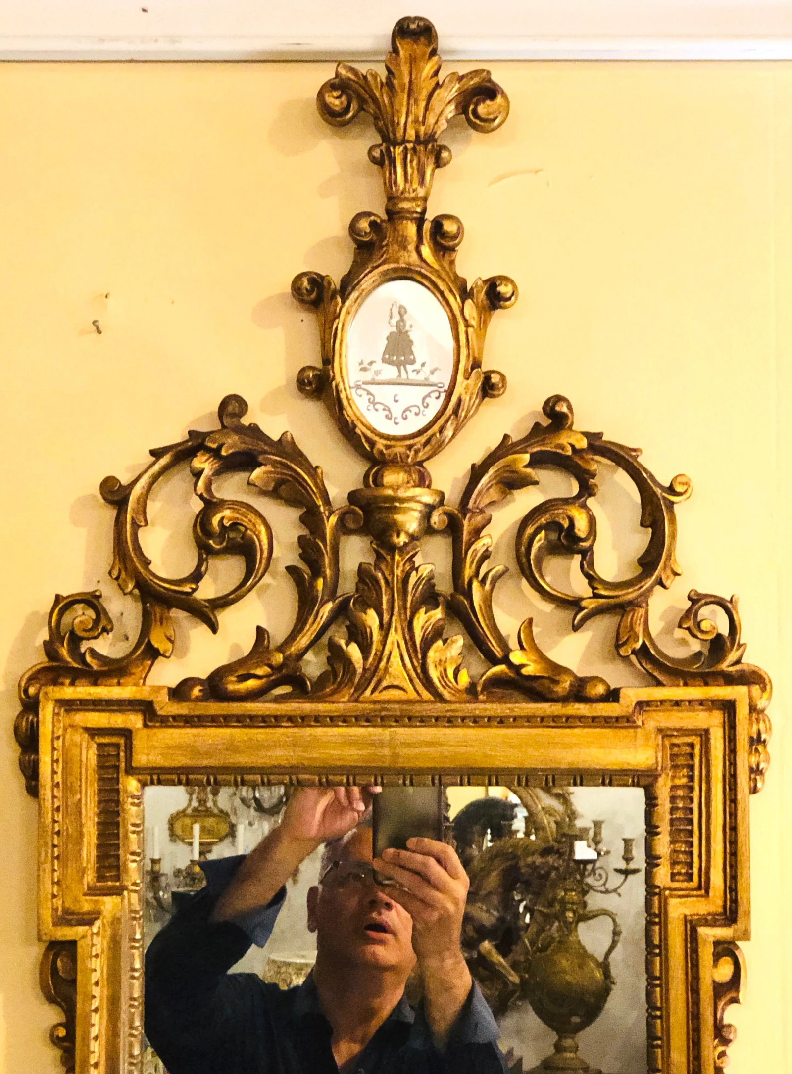 Gilt Carved Wall, Console or Table Mirror With High Open Fleur-De-Lis Pediment - 12