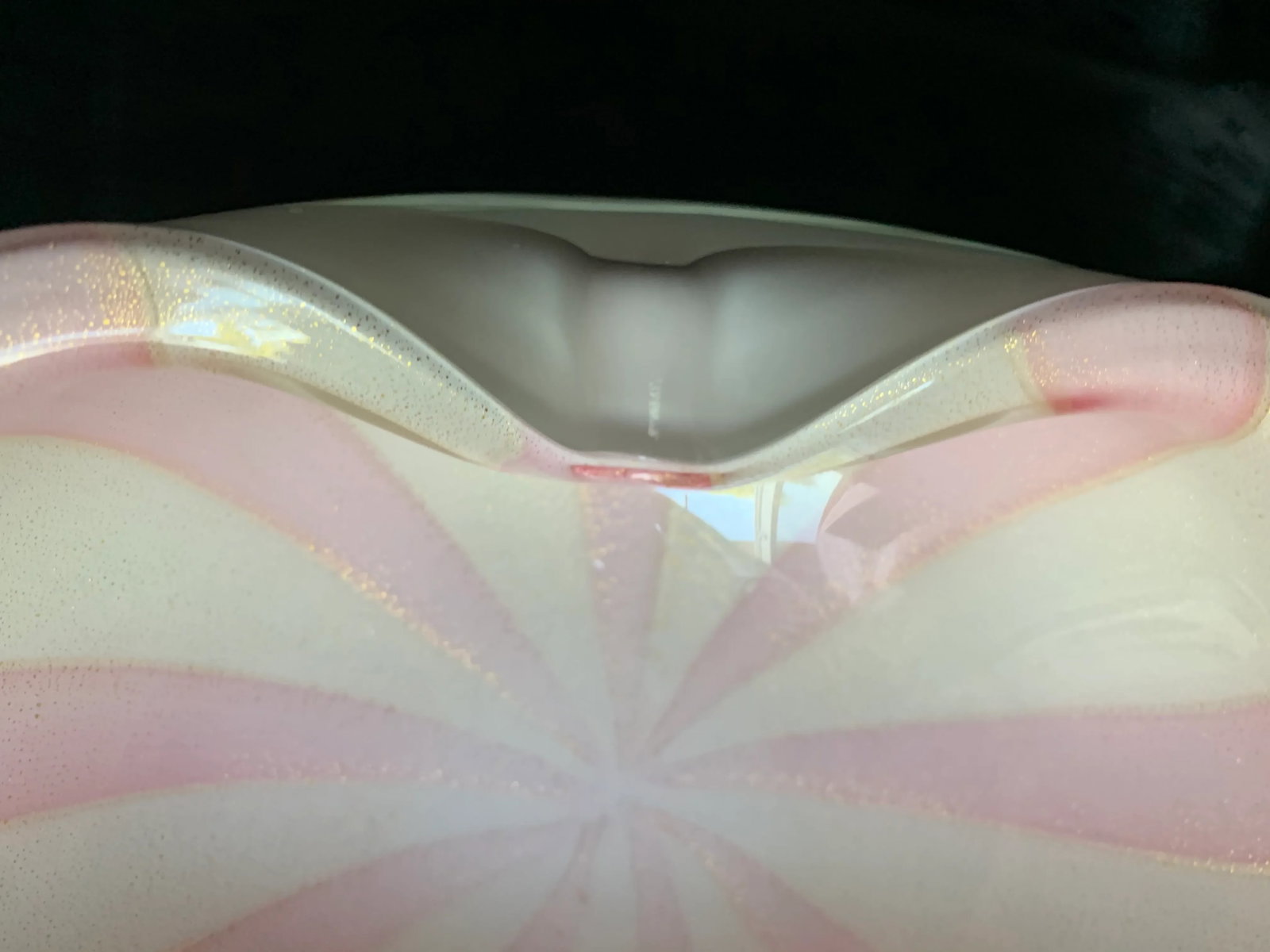 1950s Alfredo Barbini Pink and White Stripe Murano Cased Glass Bowl With Gold Flecks - 6