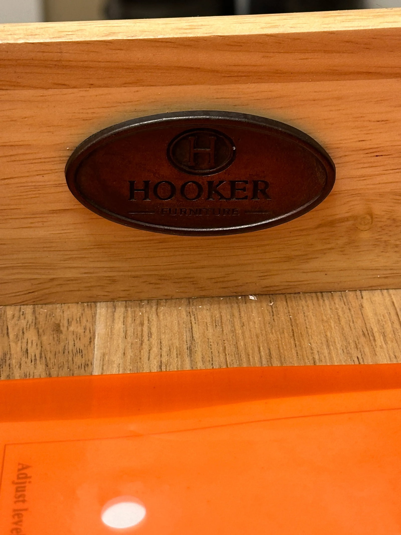 Hooker Furniture Cascade 1-Drawer Nightstand - 11