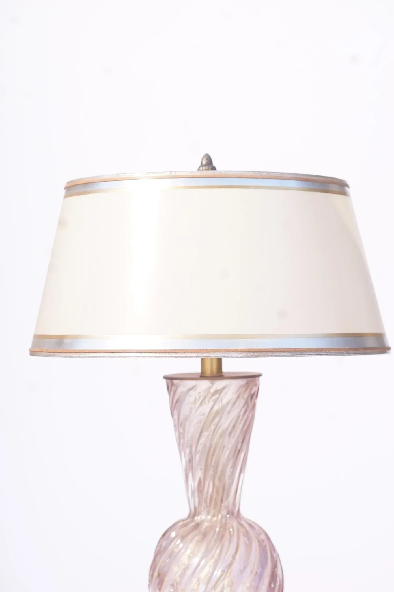 Vintage Italian Murano Lavender Lamps With Lucite Bases - 3