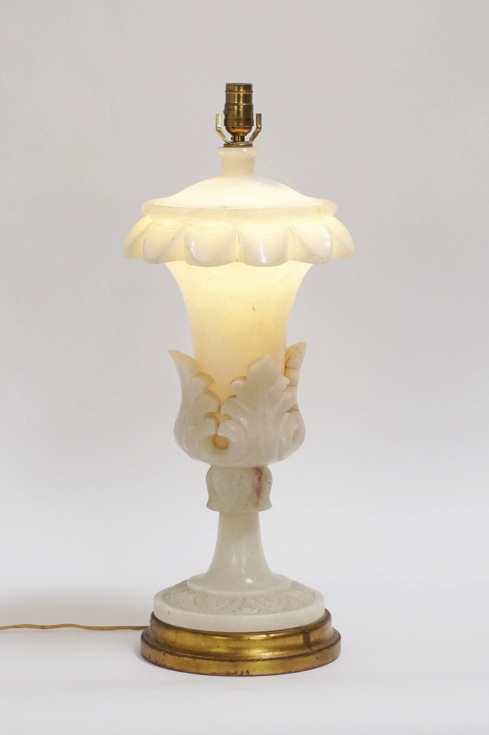 1950s Large Alabaster Leaf Urn Table Lamp, Lit From Within - 8