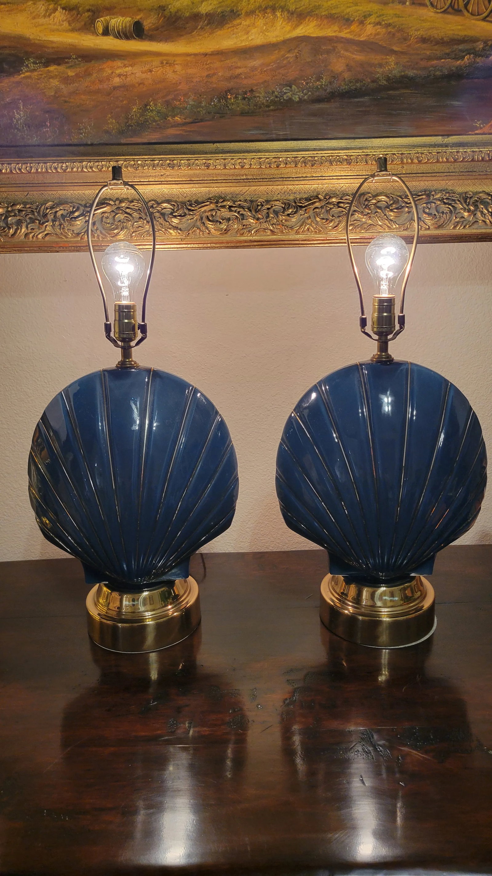 Vintage Pair of Ceramic Seashell Lamps - 6