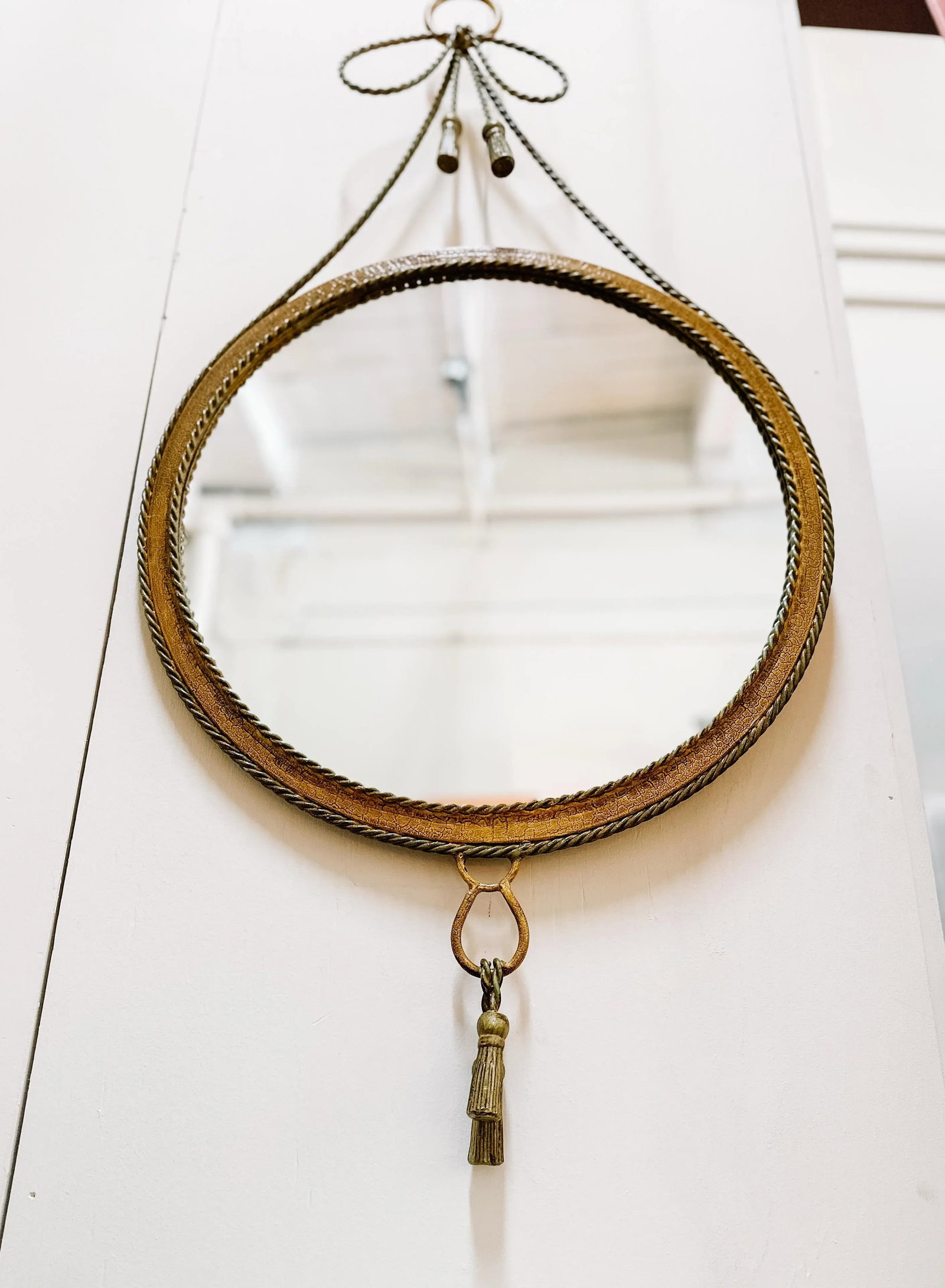 Vintage Hollywood Regency Faux Bois Painted Round Metal Mirror With Bow and Tassles - 8