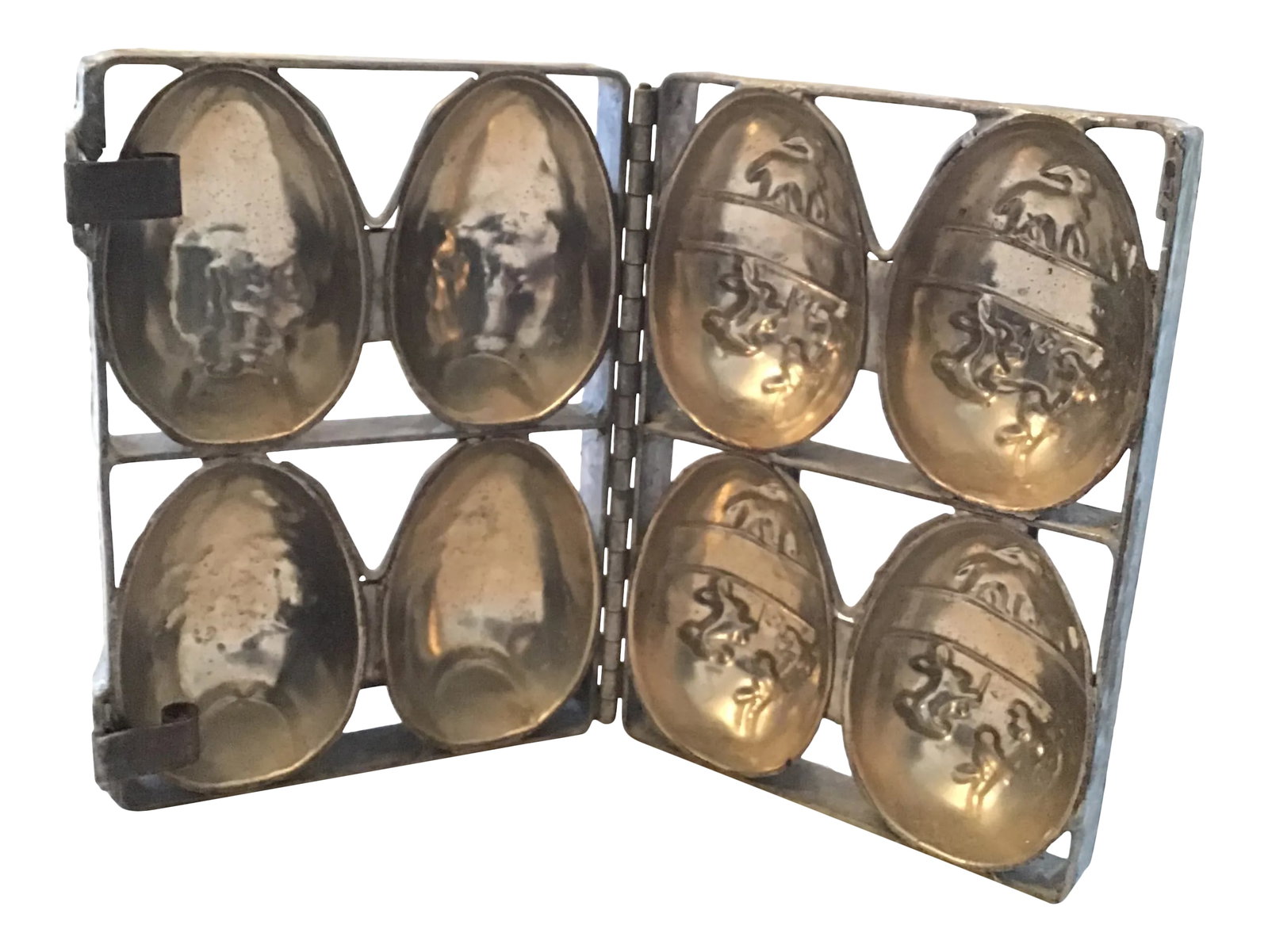 1930's Easter Egg Chocolate Mold (1 of 9)