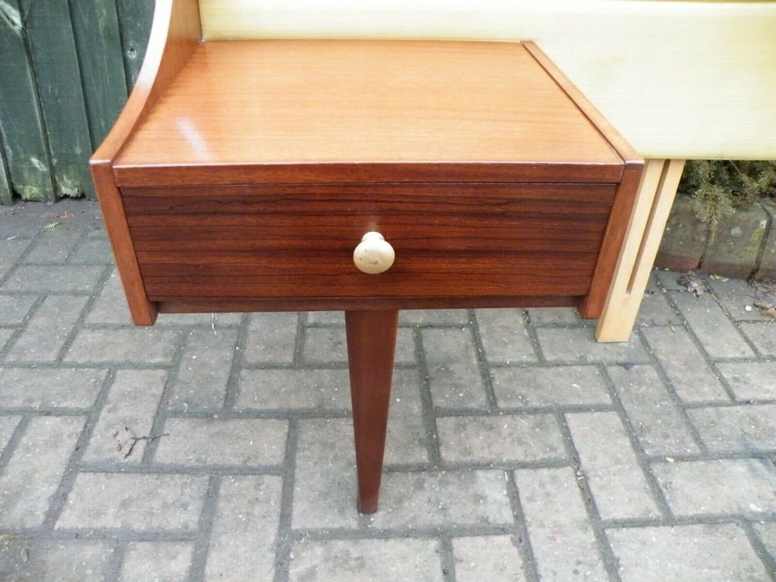 1960s Mid-Century Modern Teak Headboard With Built-in Nightstands - Danish Style King/Queen - 6