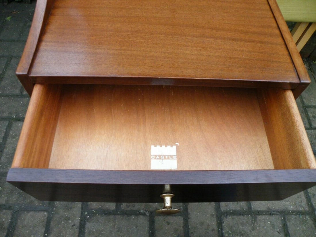 1960s Mid-Century Modern Teak Headboard With Built-in Nightstands - Danish Style King/Queen - 7