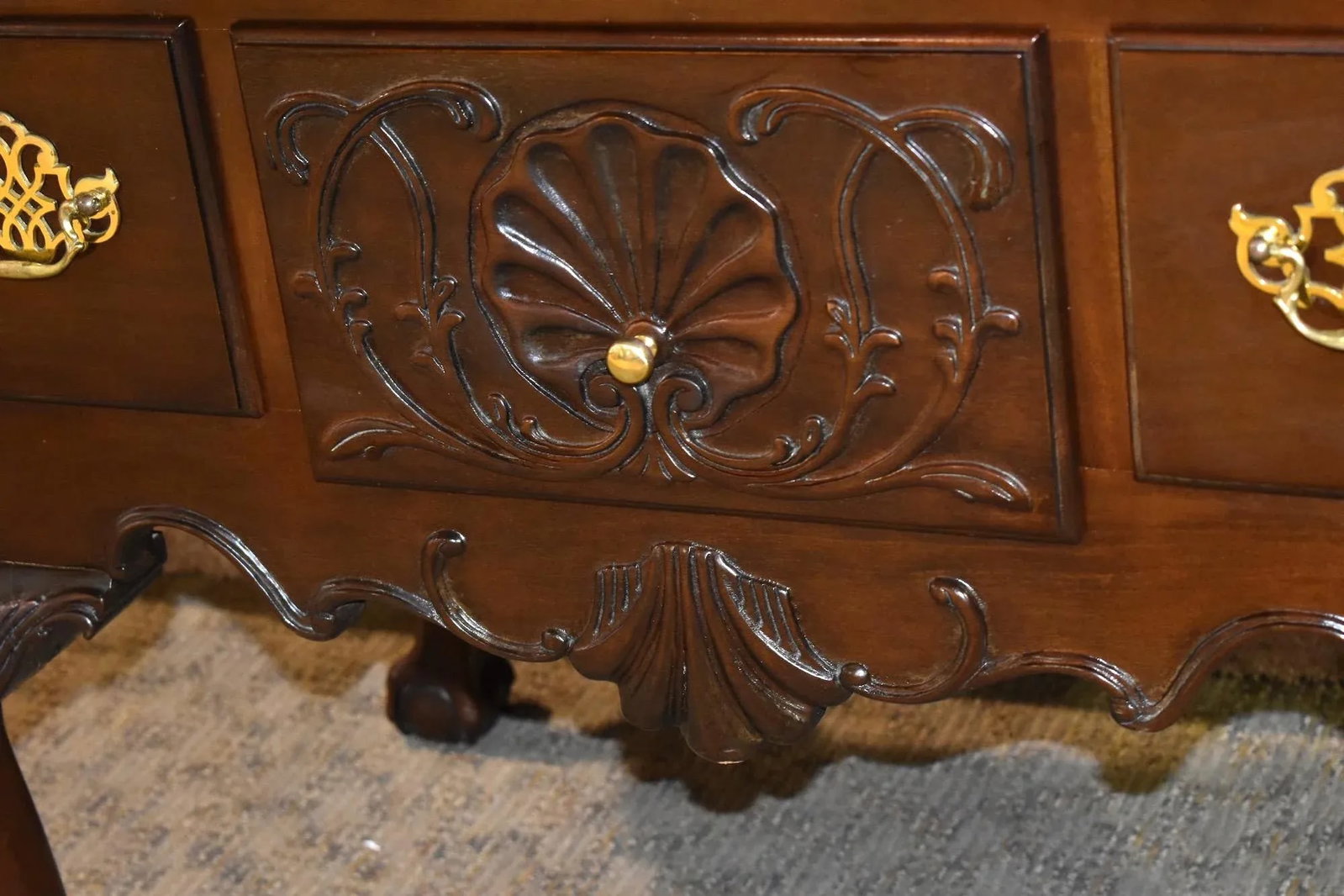 Vintage Chippendale Councill Craftsmen Carved Mahogany Lowboy - 4