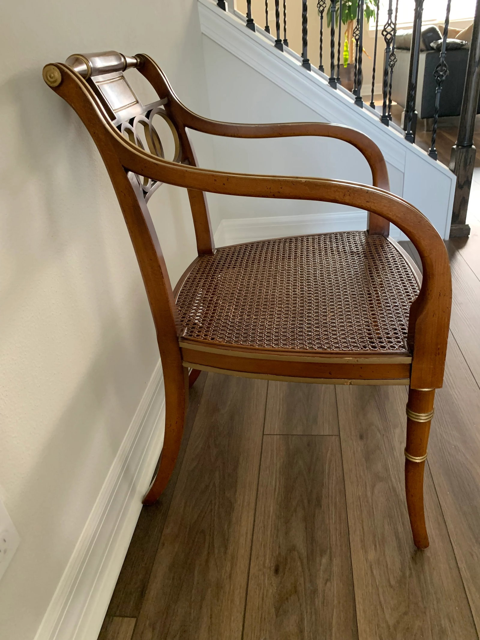1980s Baker Furniture Hollywood Regency ArmChair Gilt Accents Caned Seat - 8