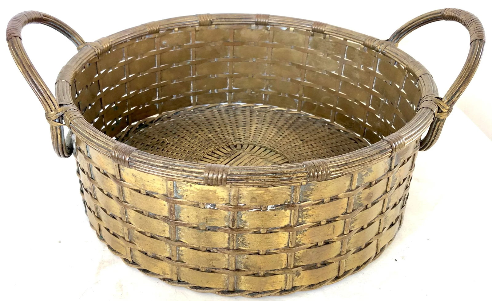 French 1940's Hand Woven Brass Round Metal Easter Basket - 6