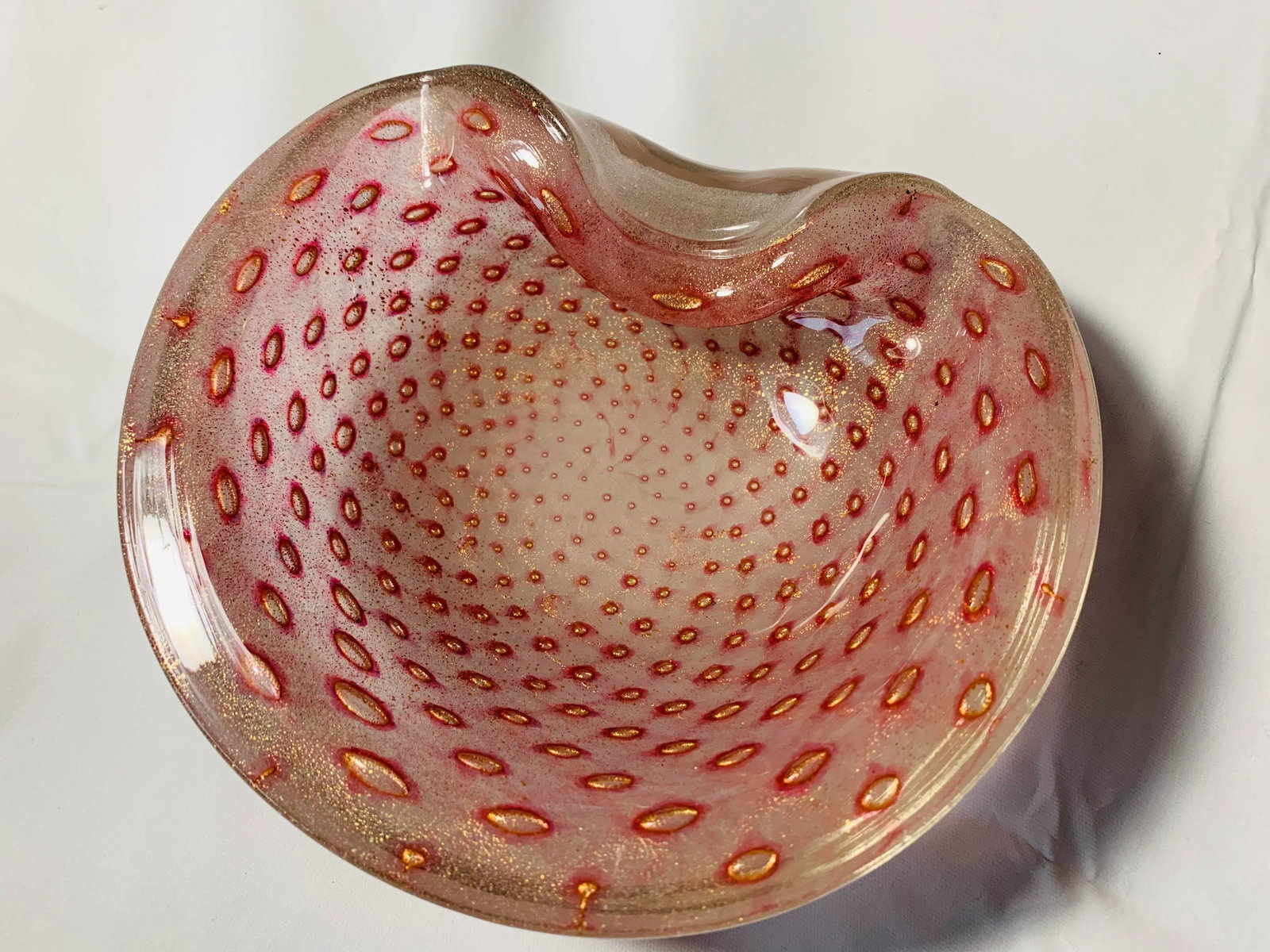1950s Murano Bullicante Gold Fleck Art Glass Dish by Barbini for Seguso - 9