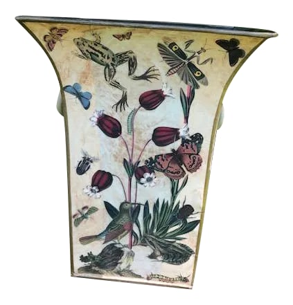 Flora and Fauna Decoupage Toleware Planter: This stunning and intricate "Susan Carson" collectible decoupage toleware planter, done of the highest quality. A vintage "one of a kind" high quality piece, hand made in the 90's by Carson &